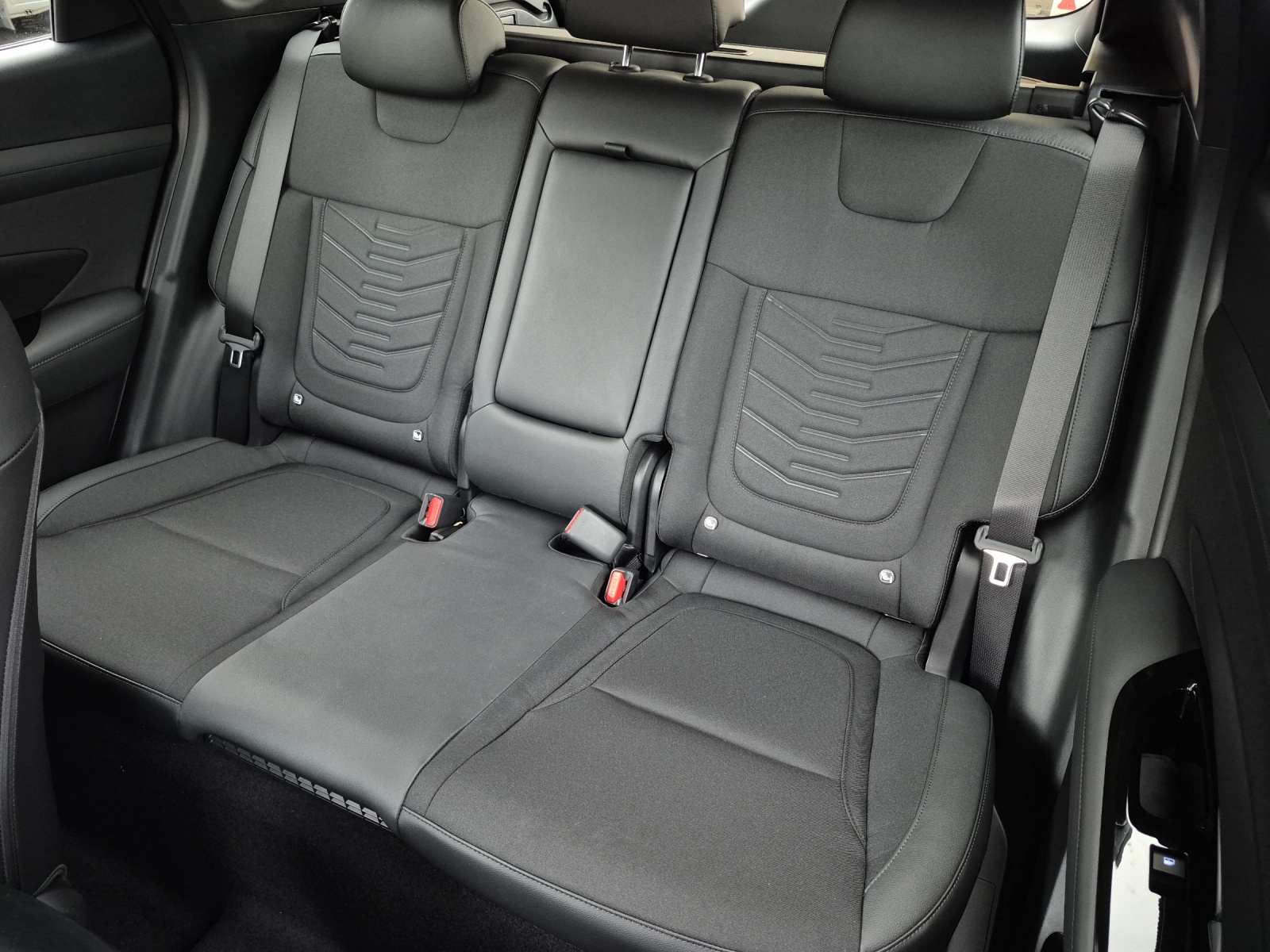 HYUNDAI Tucson 1.6 T-GDi HEV Amplia 4W-image-6