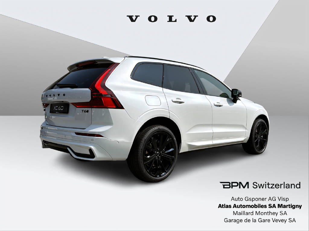 VOLVO XC60 2.0 T6 TE Black Edition eAWD-image-3