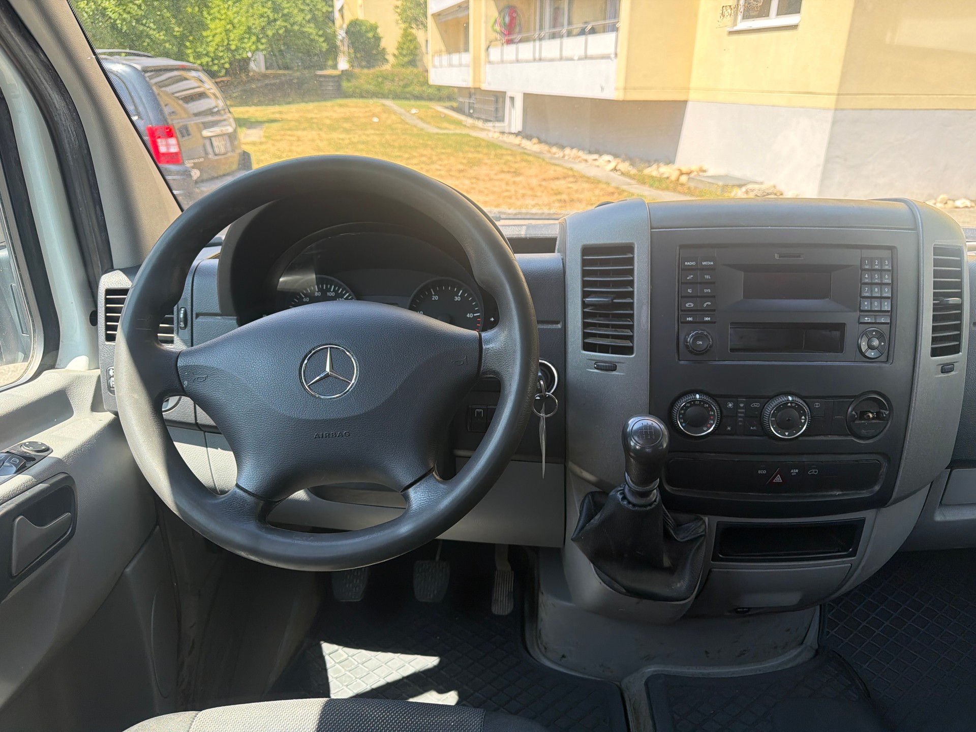 MERCEDES-BENZ Sprinter 314 CDI Standard ** 07x Sitzplätze ** Nutzlast 1150Kg ** AHK 3500.Kg ** Frisch Ab MFK-image-3