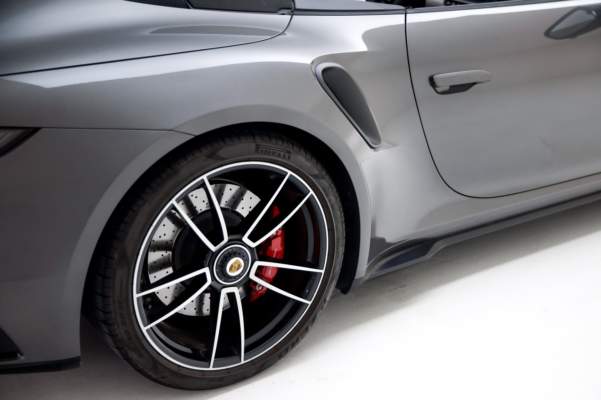 PORSCHE 911 Turbo Cabriolet PDK-image-19