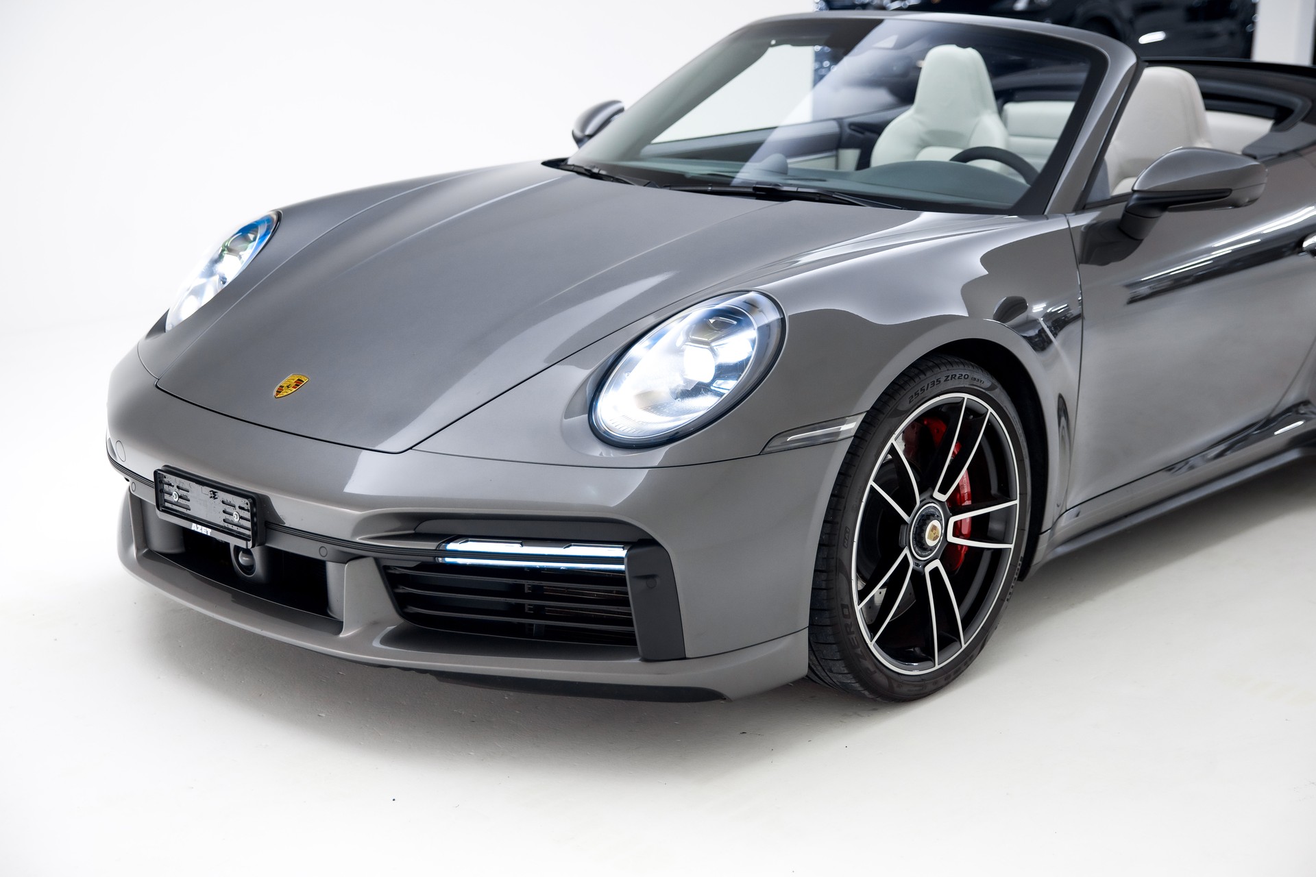 PORSCHE 911 Turbo Cabriolet PDK-image-17