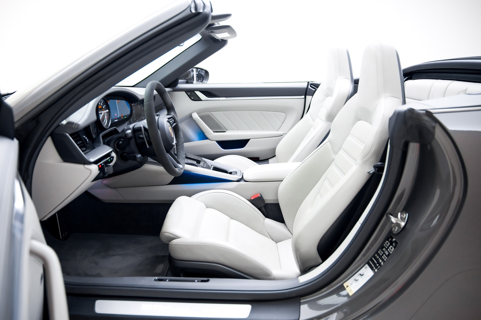 PORSCHE 911 Turbo Cabriolet PDK-image-22