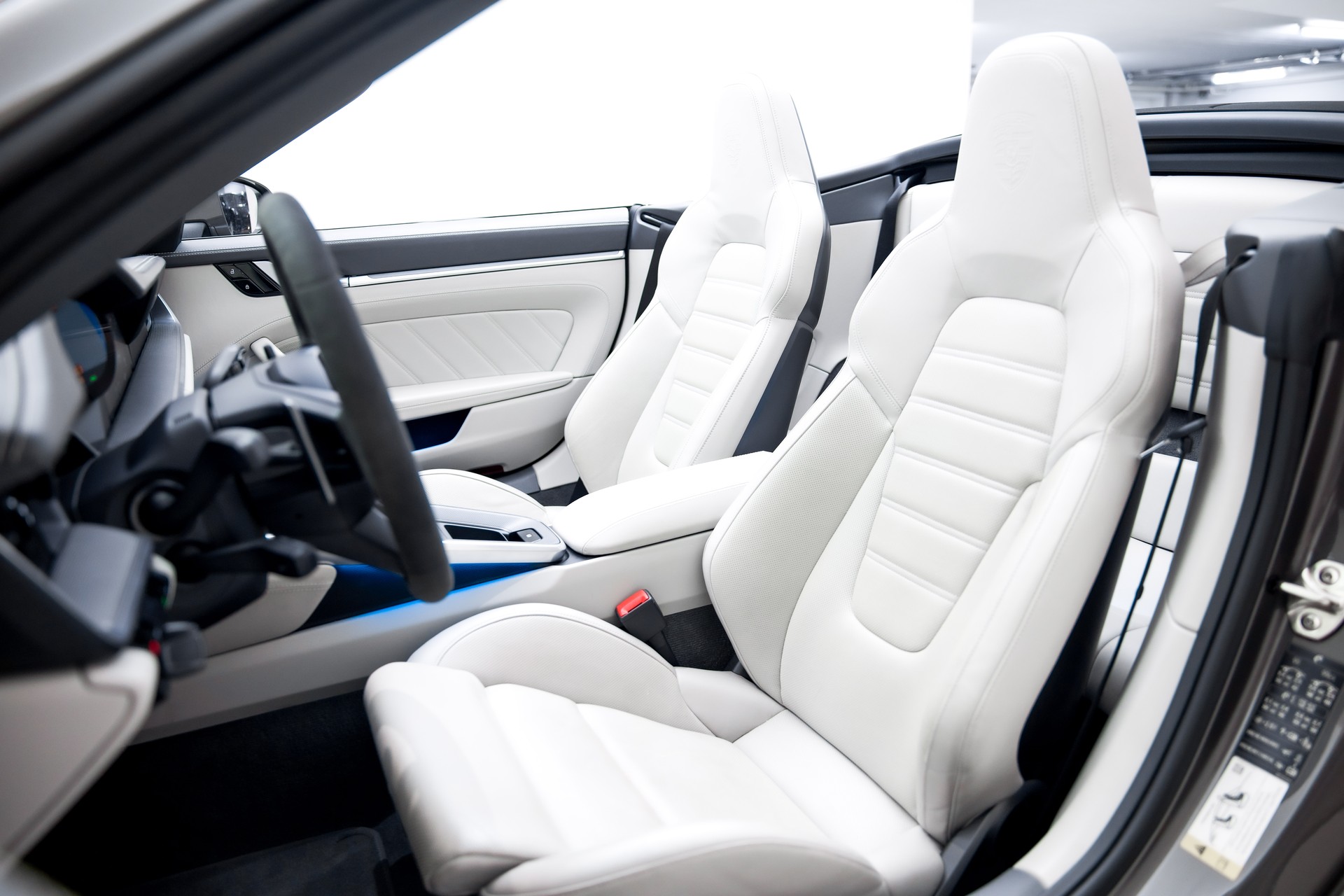 PORSCHE 911 Turbo Cabriolet PDK-image-23