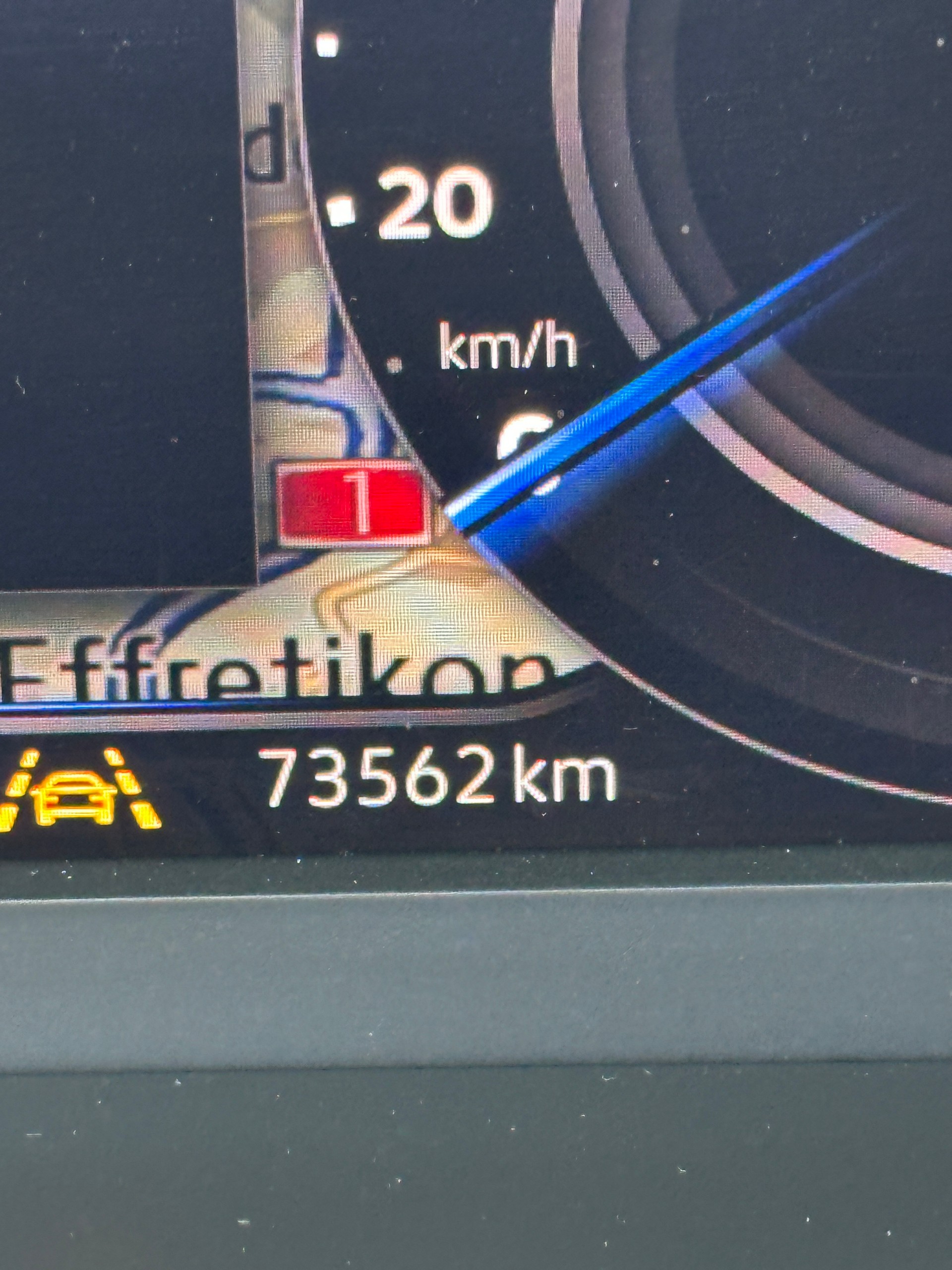 VW Tiguan 2.0 TDI SCR Highline 4Motion DSG-image-17