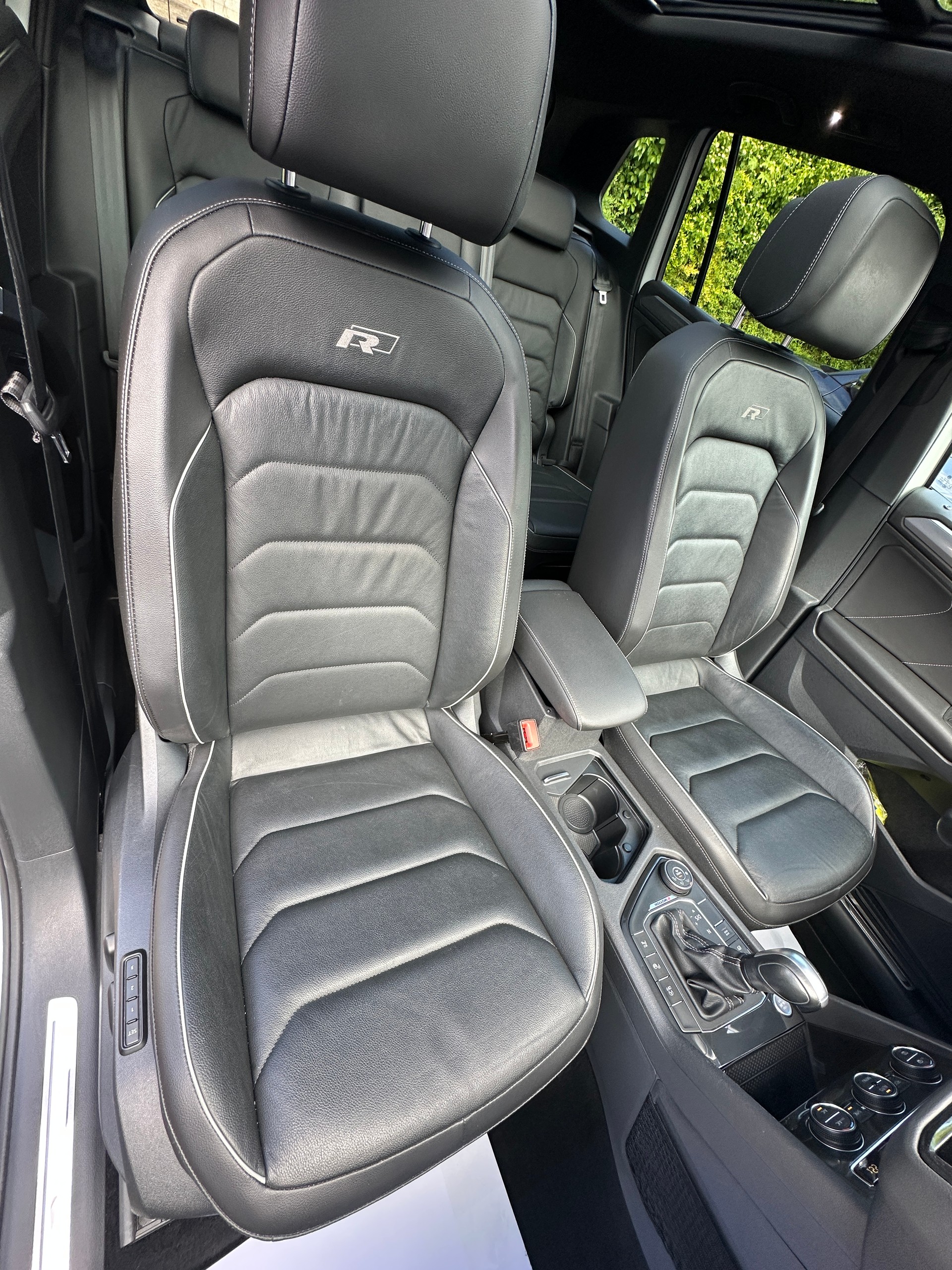 VW Tiguan 2.0 TDI SCR Highline 4Motion DSG-image-6