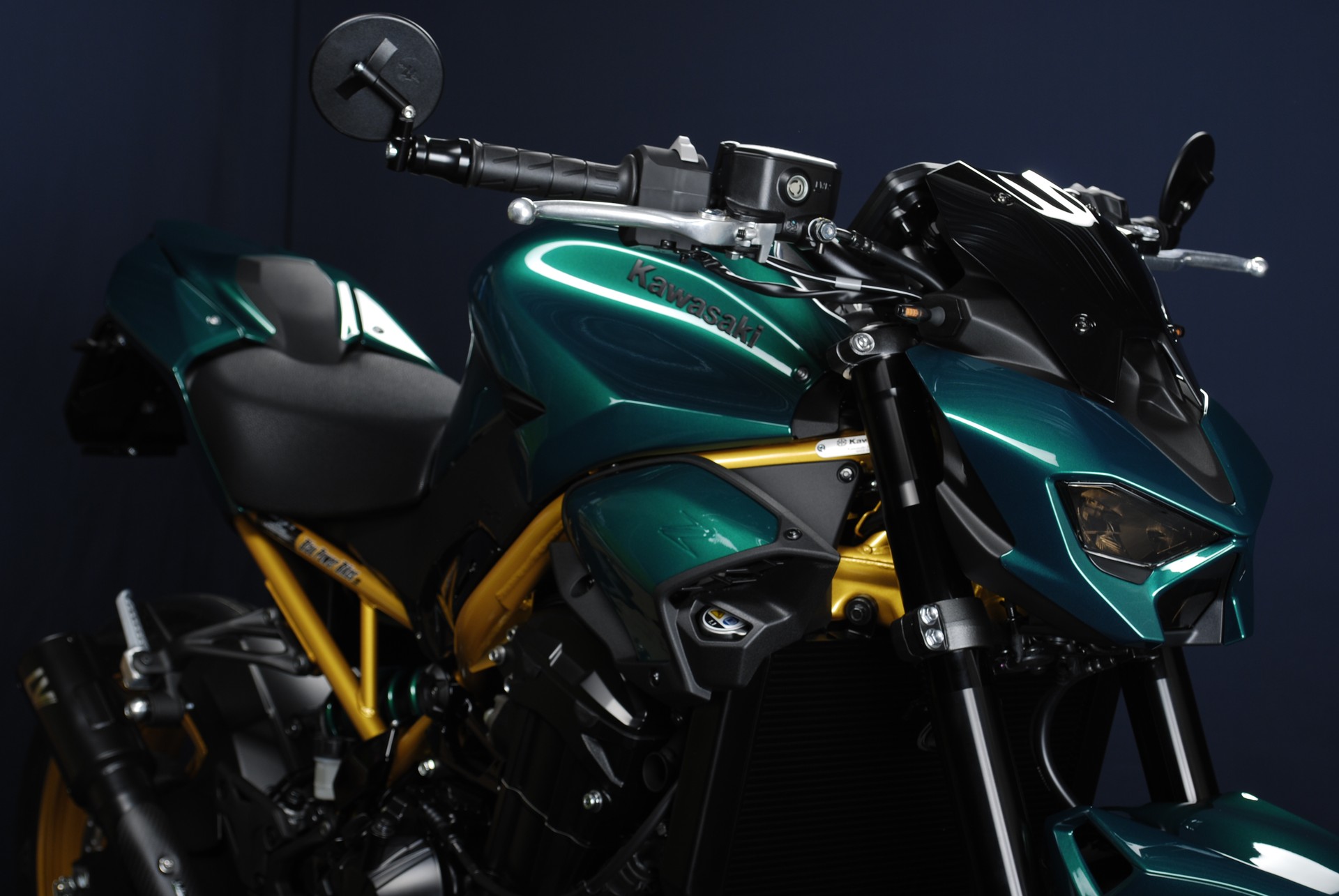 KAWASAKI Z 900 (70kW) MY26 - Sonderumbau-showroom-element-3