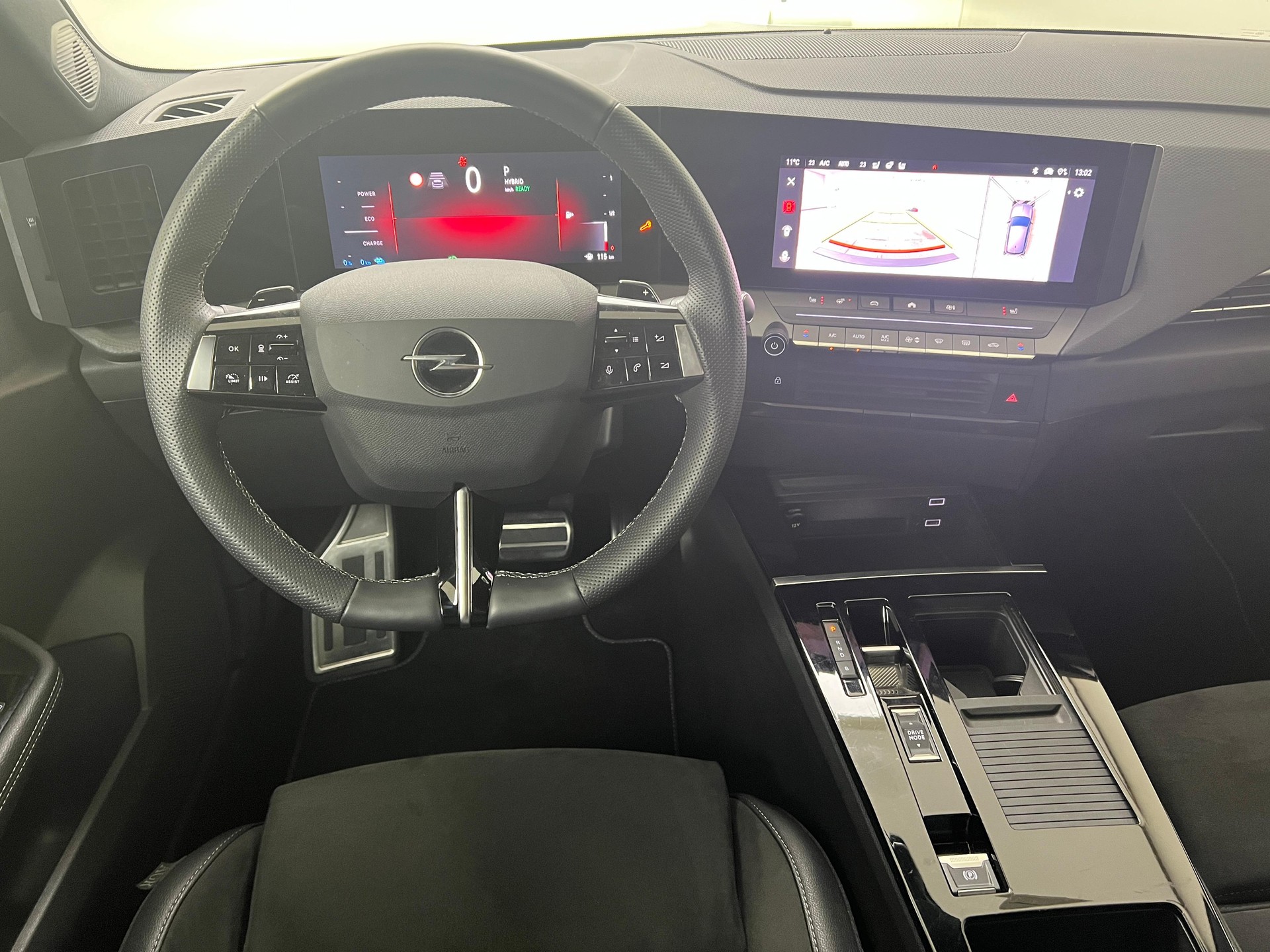 OPEL Astra 1.6 T PHEV 180 Swiss Plus / ab 3,99% Leasing bei Abschluss einer Protect Autoversicherung-image-8