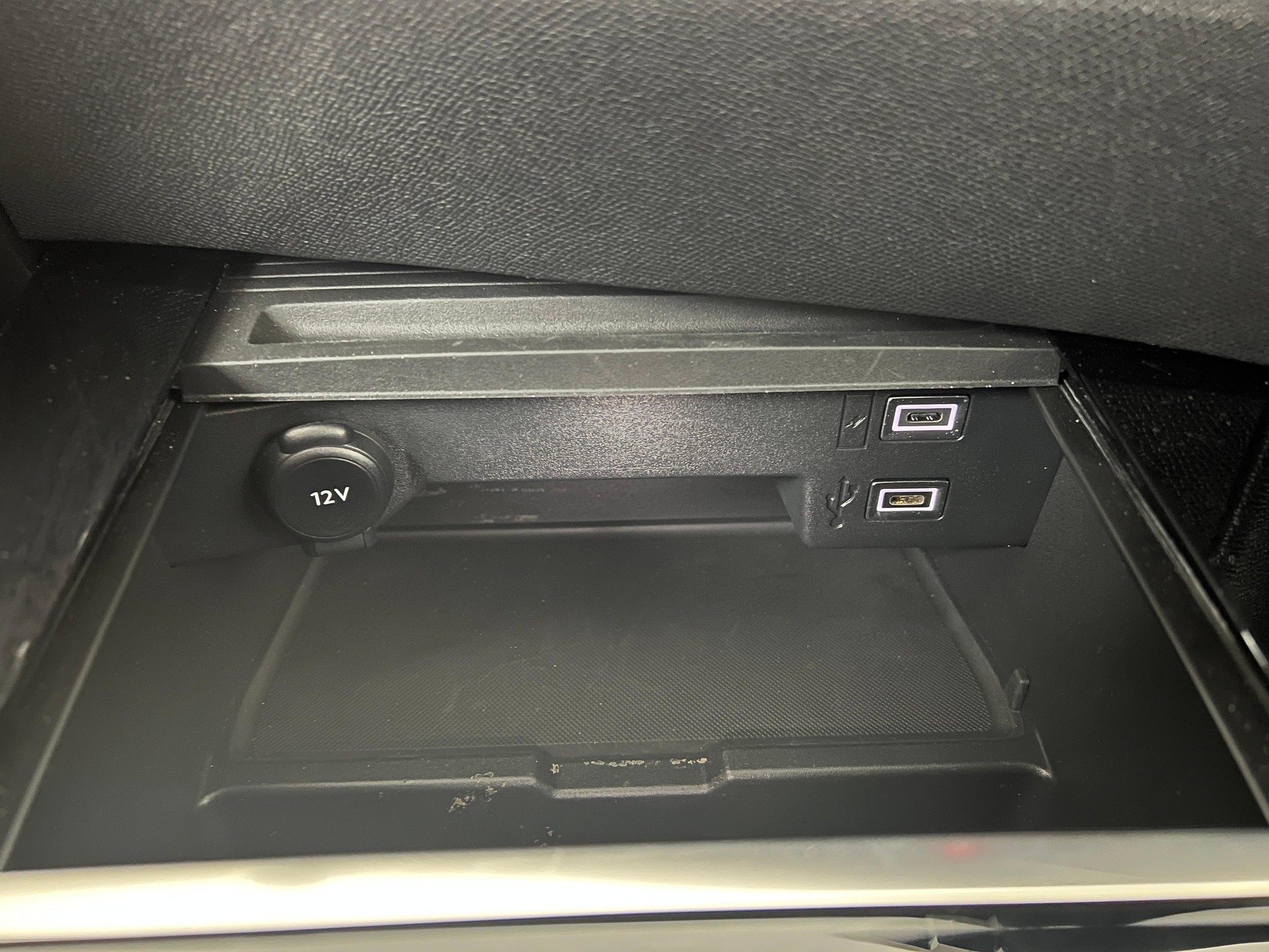 OPEL Astra 1.6 T PHEV 180 Swiss Plus / ab 3,99% Leasing bei Abschluss einer Protect Autoversicherung-image-14