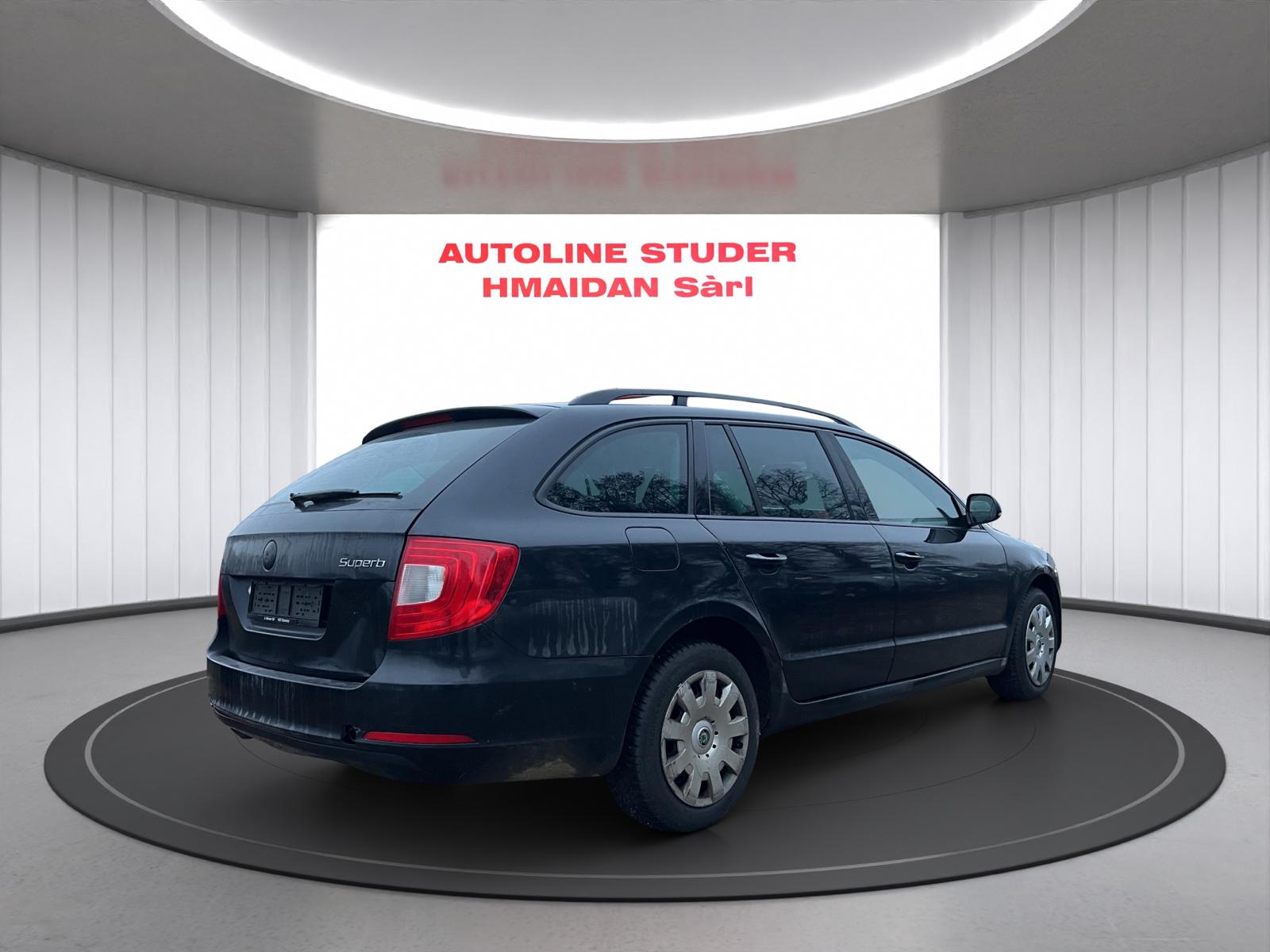 SKODA SUPERB-image-3