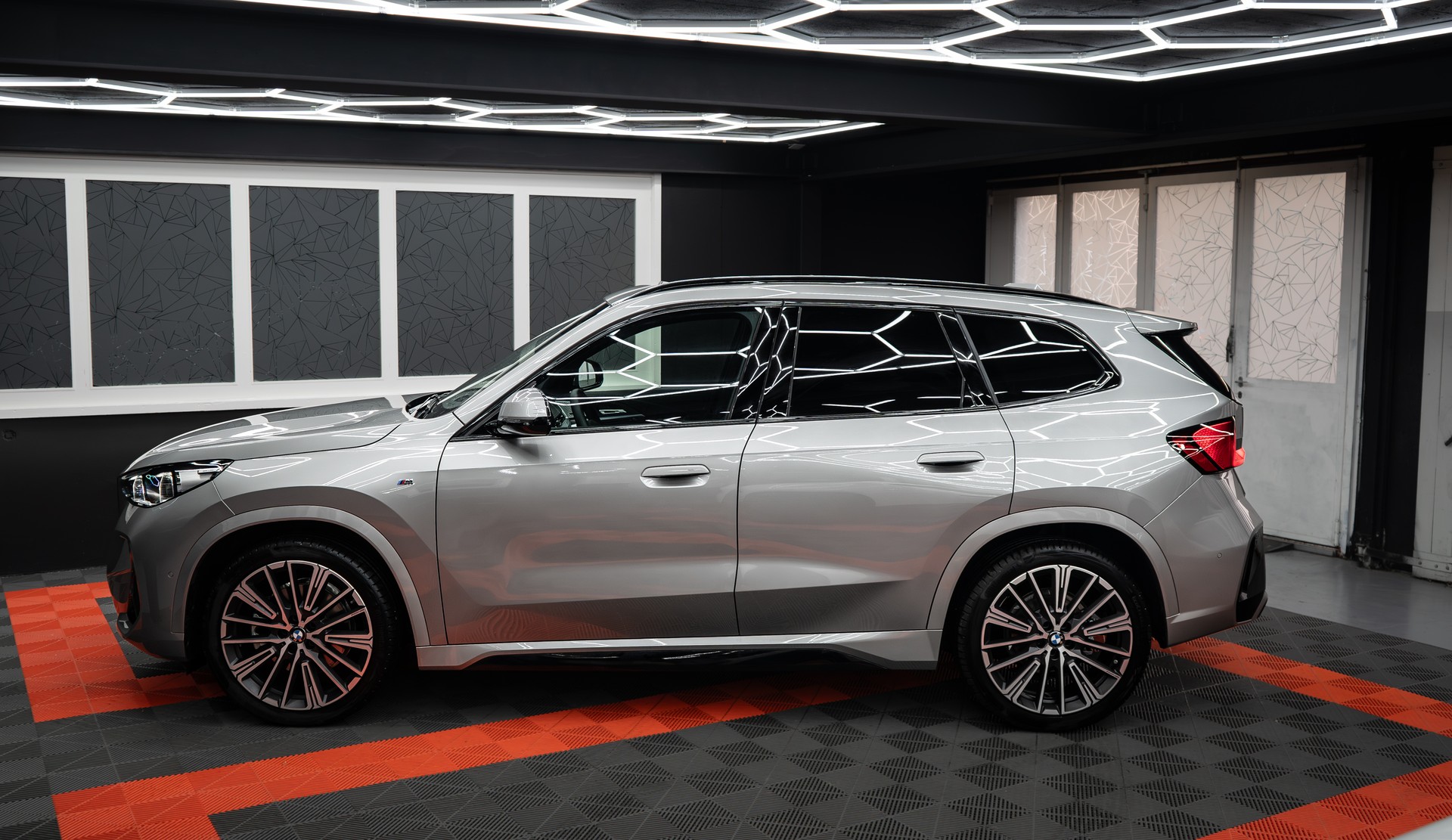 BMW X1 sDrive 20i 48V M Sport Pro-image-7