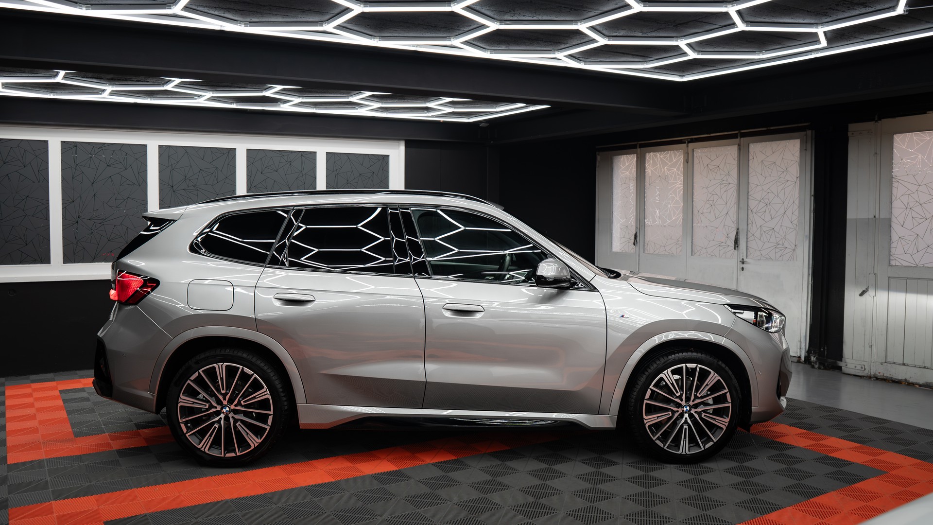 BMW X1 sDrive 20i 48V M Sport Pro-image-3