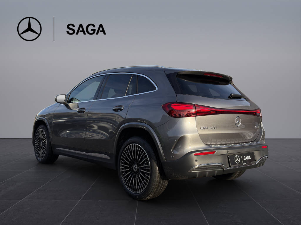 MERCEDES-BENZ EQA 300 Excellence AMG Line 4matic-image-3