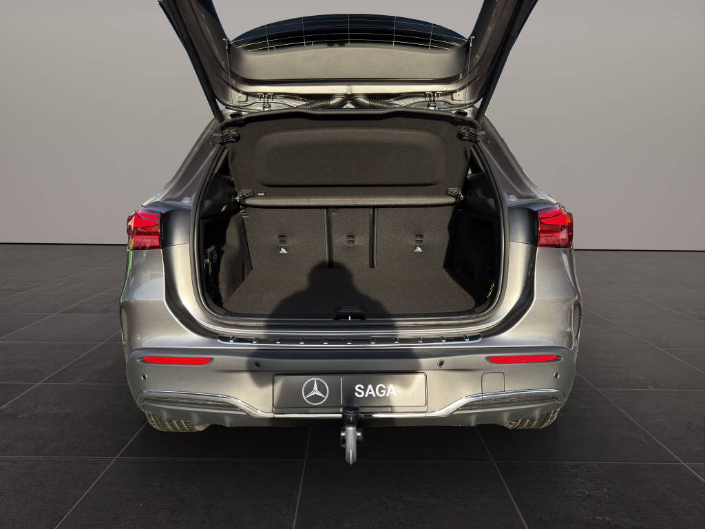 MERCEDES-BENZ EQA 300 Excellence AMG Line 4matic-image-12