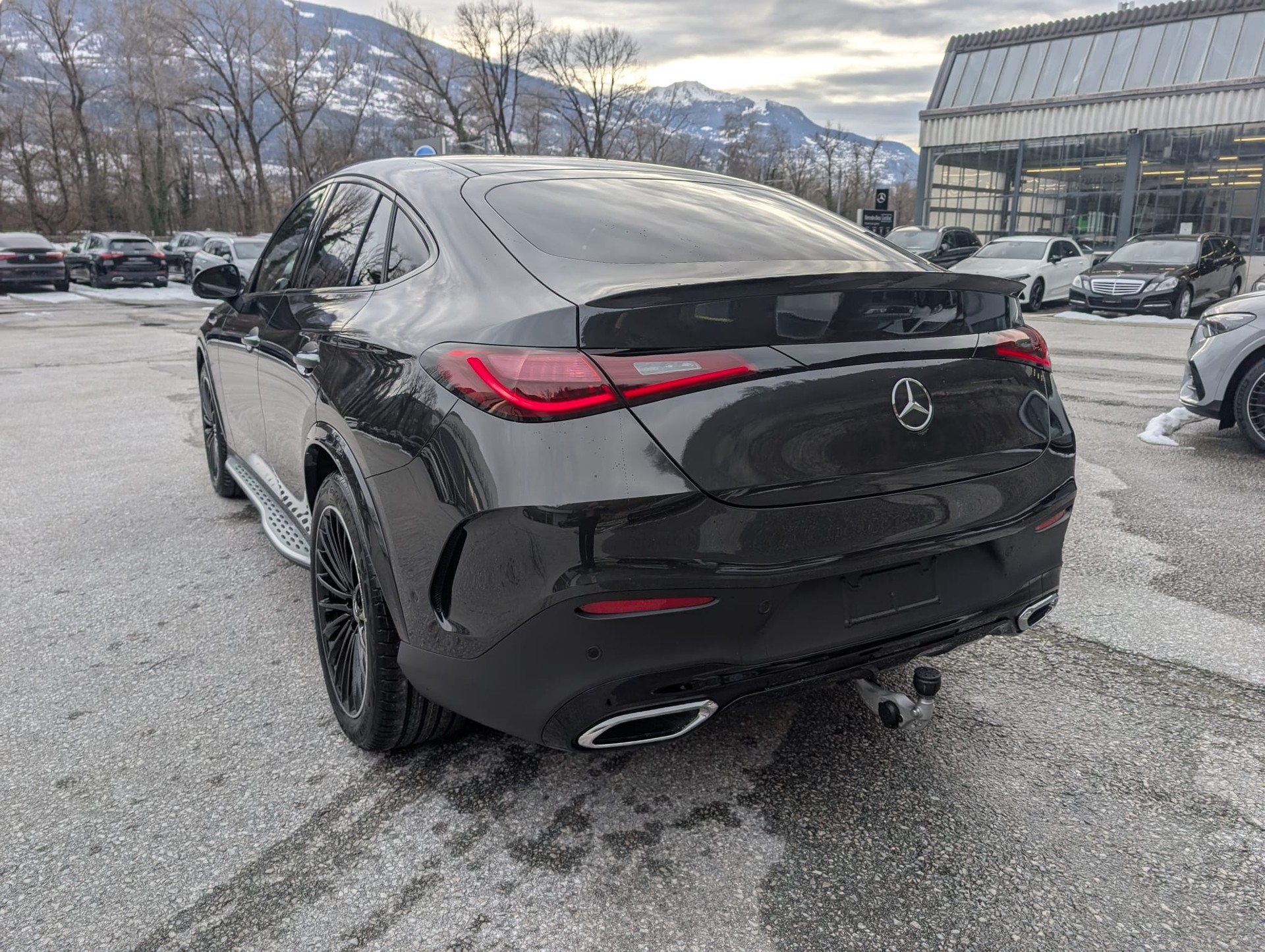 MERCEDES-BENZ GLC Coupé 300 4Matic 9G-Tronic-image-3