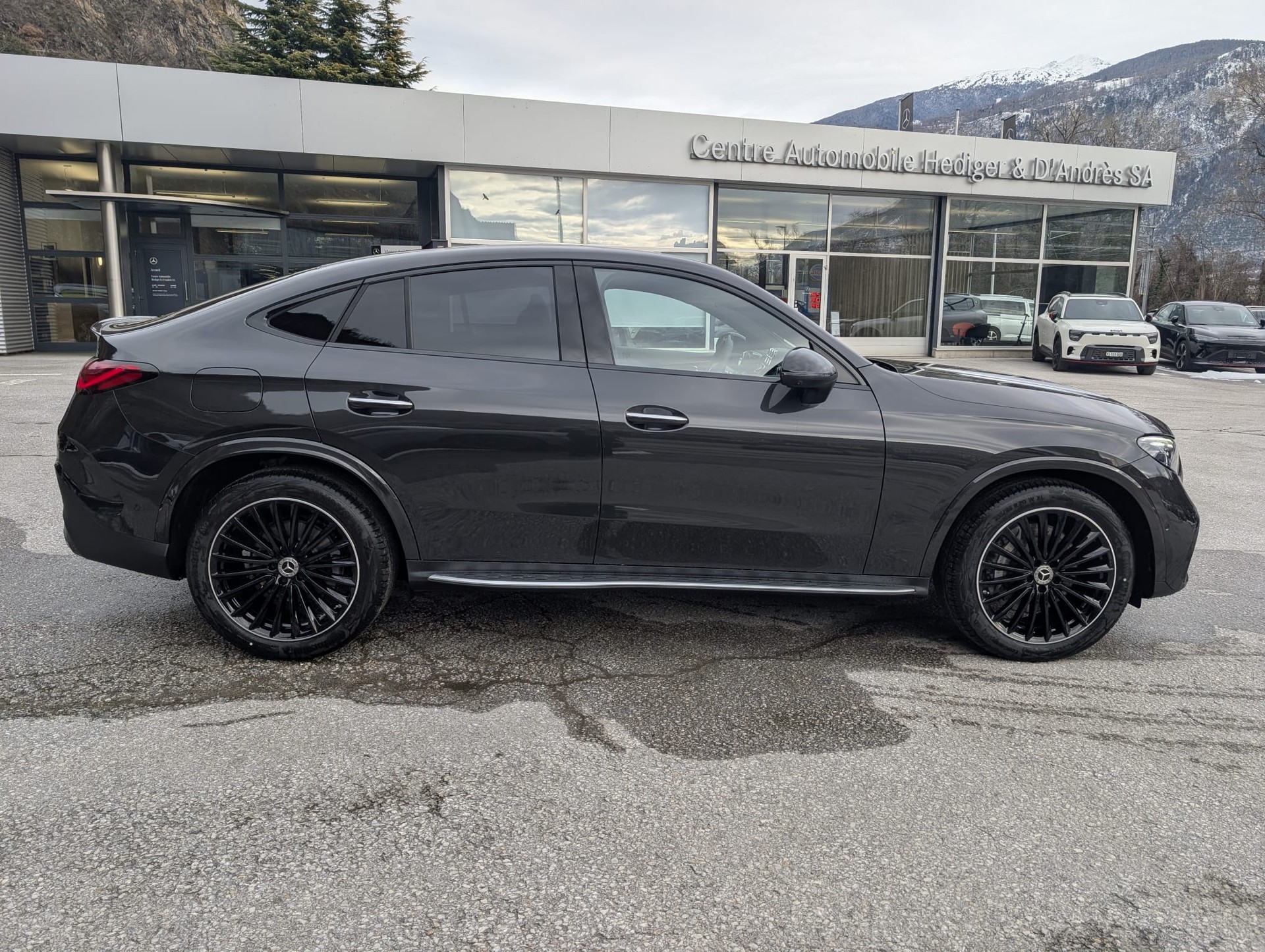 MERCEDES-BENZ GLC Coupé 300 4Matic 9G-Tronic-image-6
