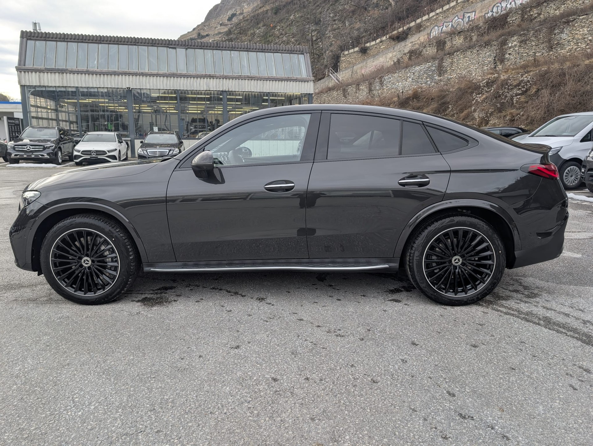 MERCEDES-BENZ GLC Coupé 300 4Matic 9G-Tronic-image-1