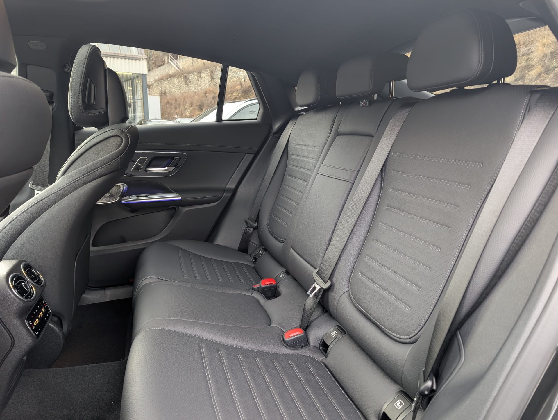 MERCEDES-BENZ GLC Coupé 300 4Matic 9G-Tronic-image-18