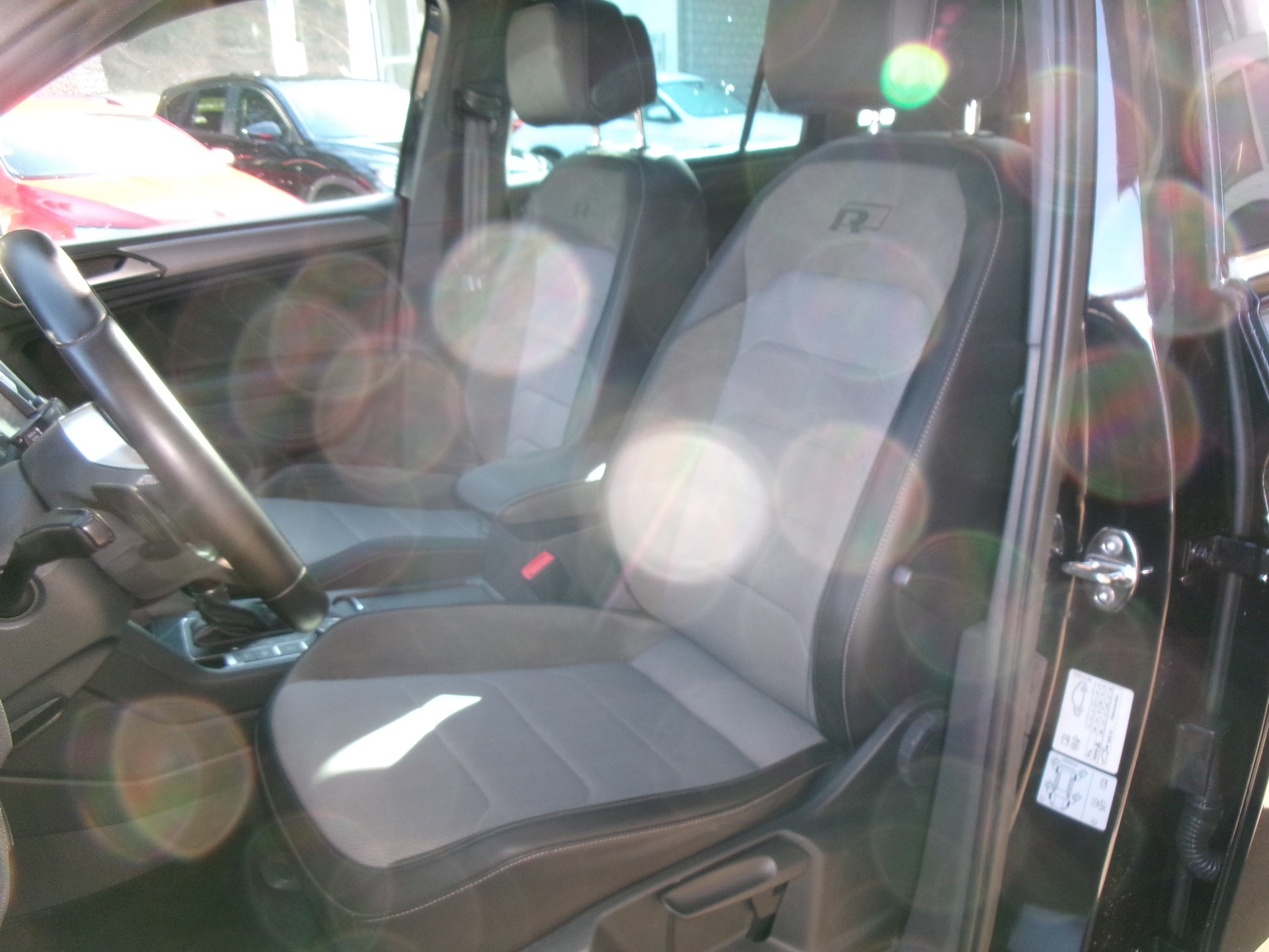 VW Tiguan 2.0 TDI SCR Highline 4Motion DSG-image-3
