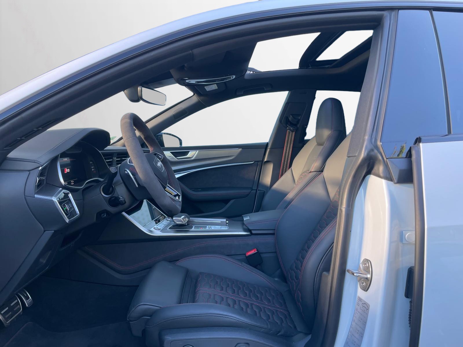 AUDI RS7 Sportback MHEV-image-4