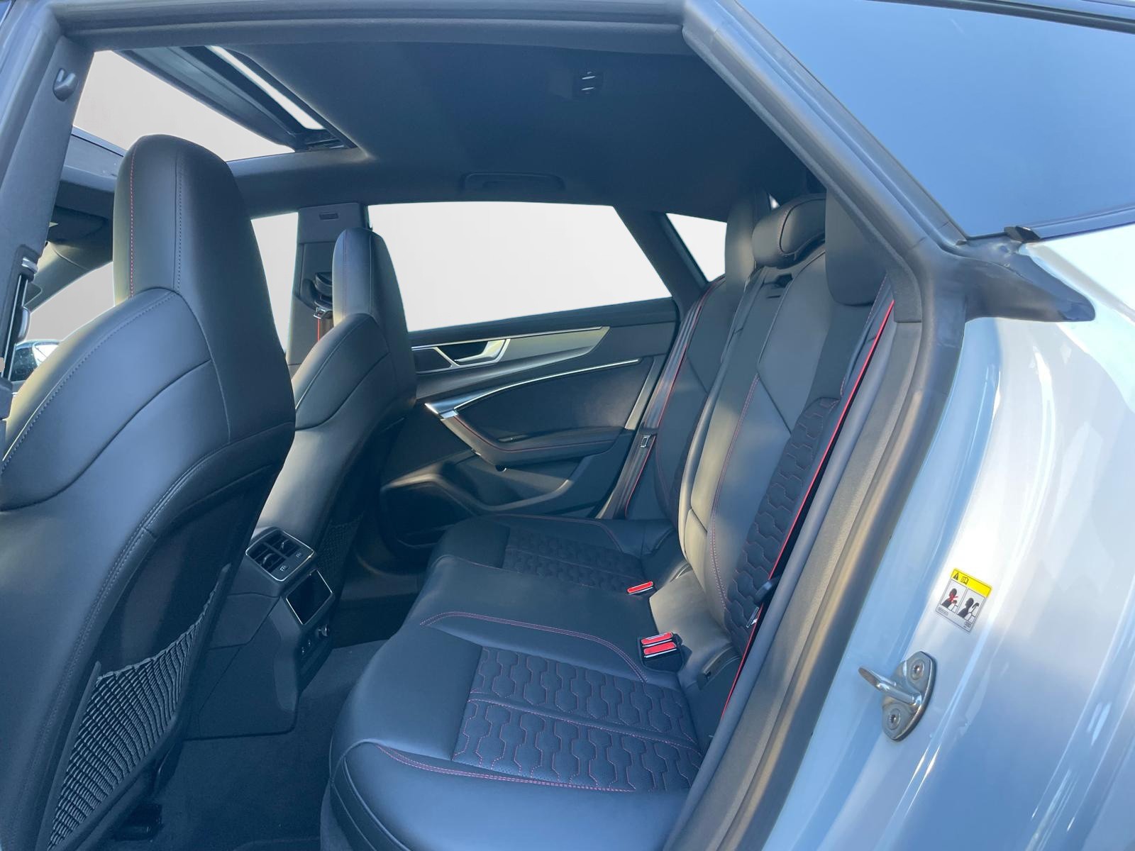 AUDI RS7 Sportback MHEV-image-6