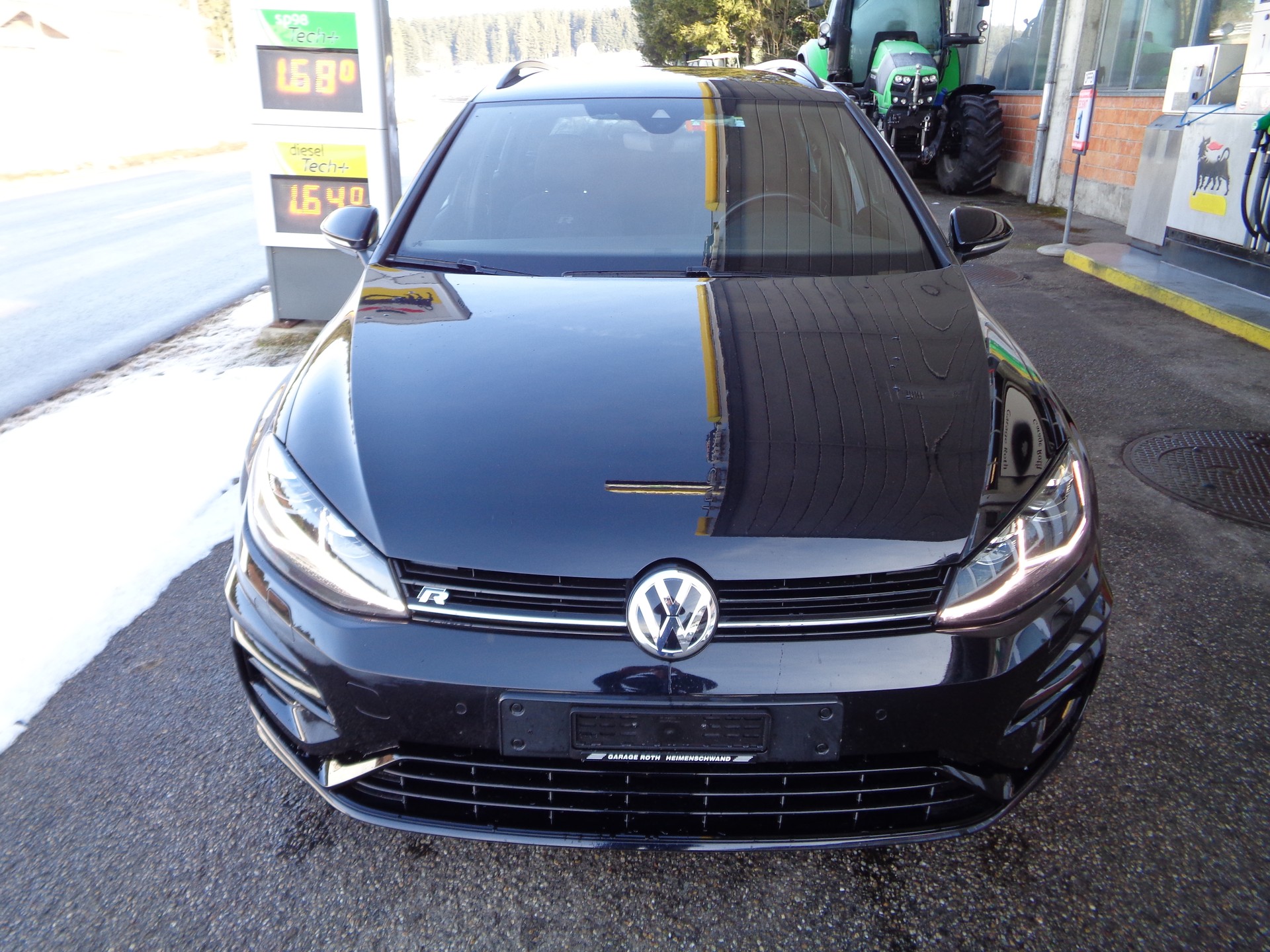 VW Golf Variant 2.0 TSI R 4Motion DSG