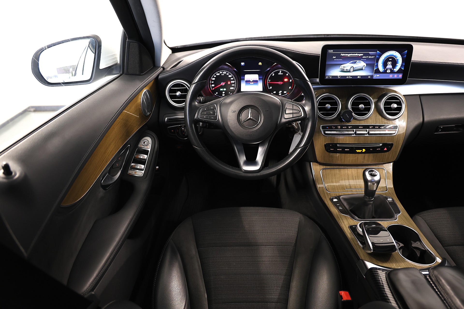 MERCEDES-BENZ C 220 BlueTEC AMG Line-image-10