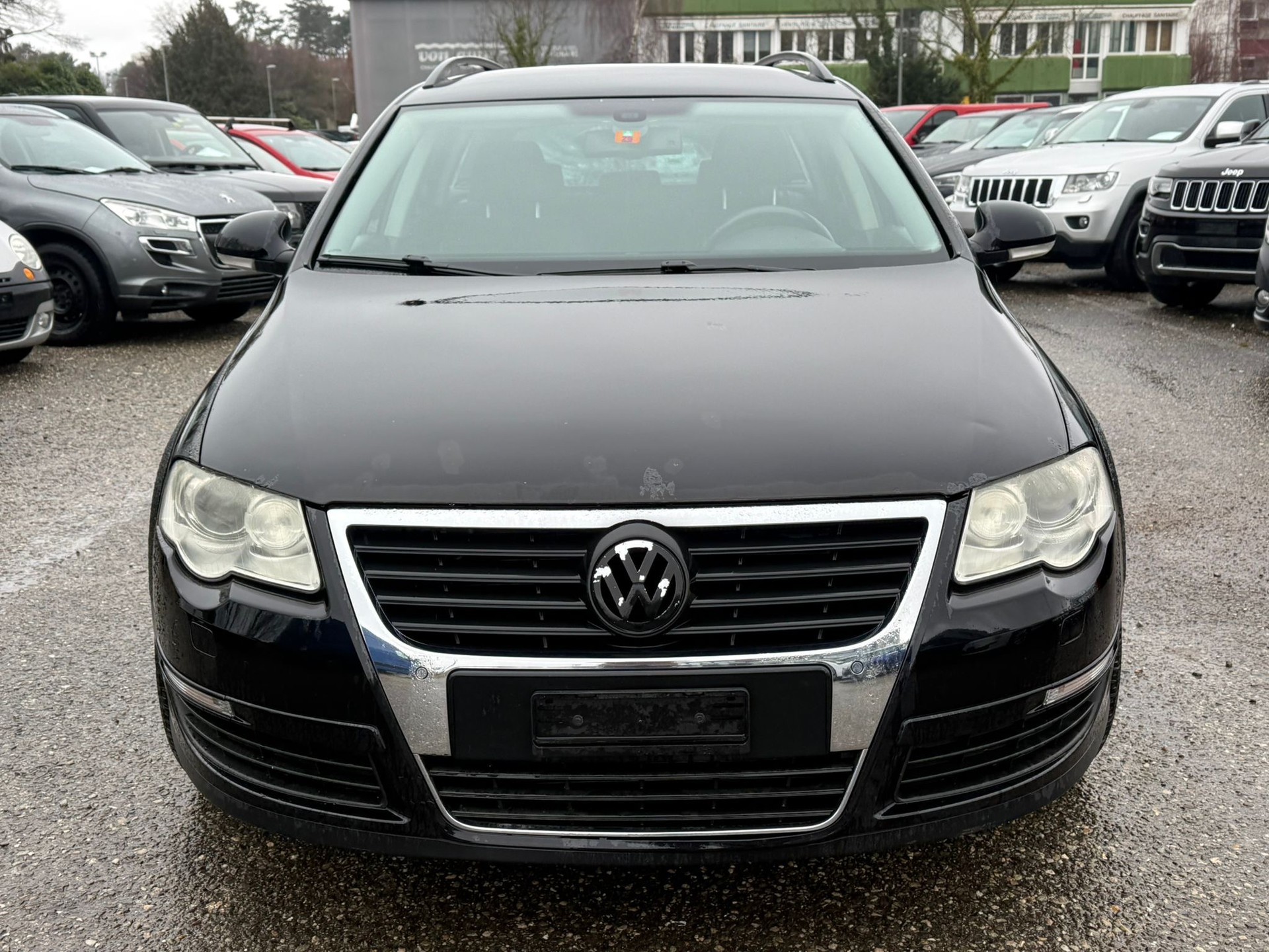 VW Passat Variant 2.0 TDI Trendline 4Motion-image-0