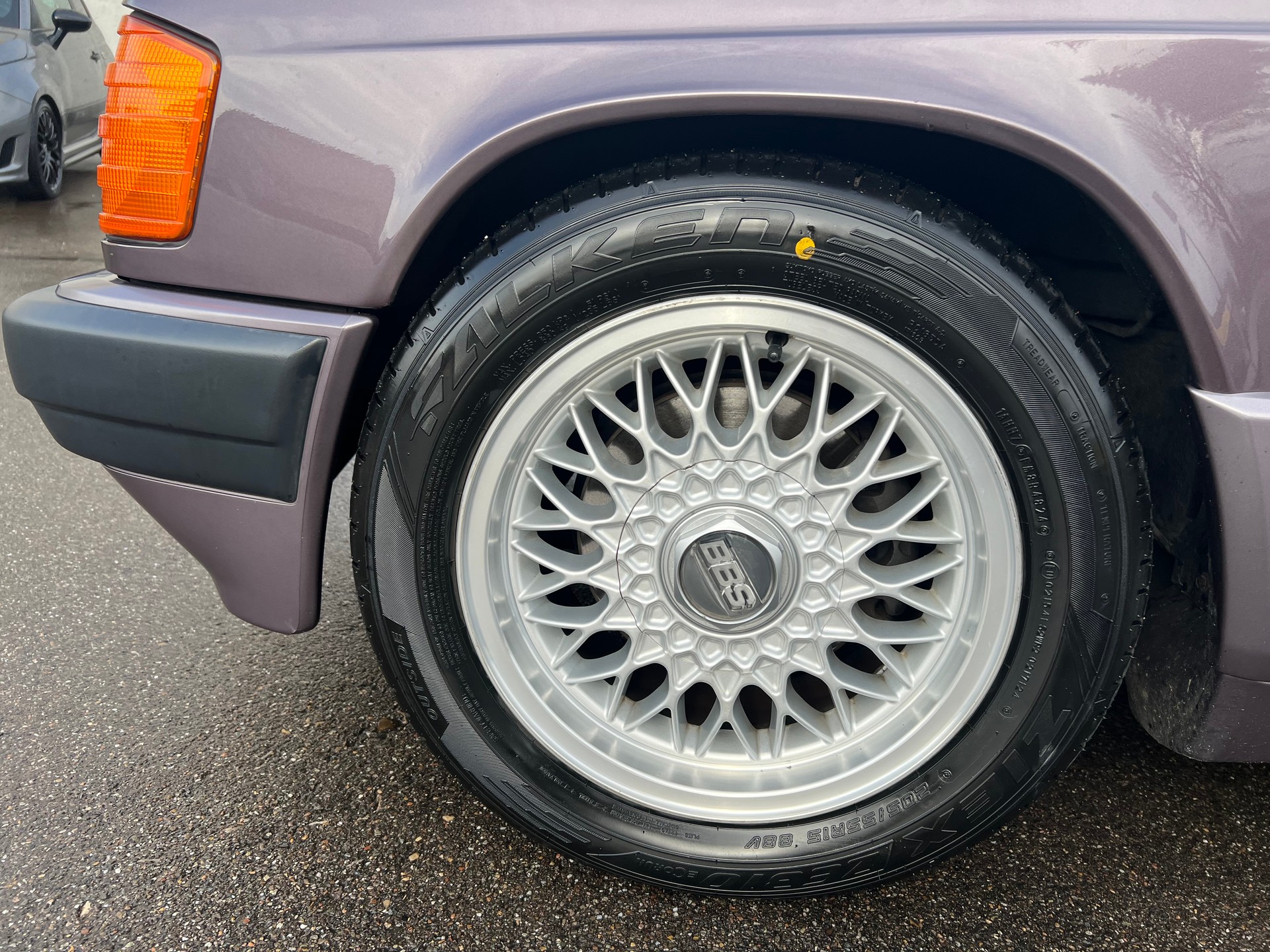 MERCEDES-BENZ 190 E 2.3-image-8