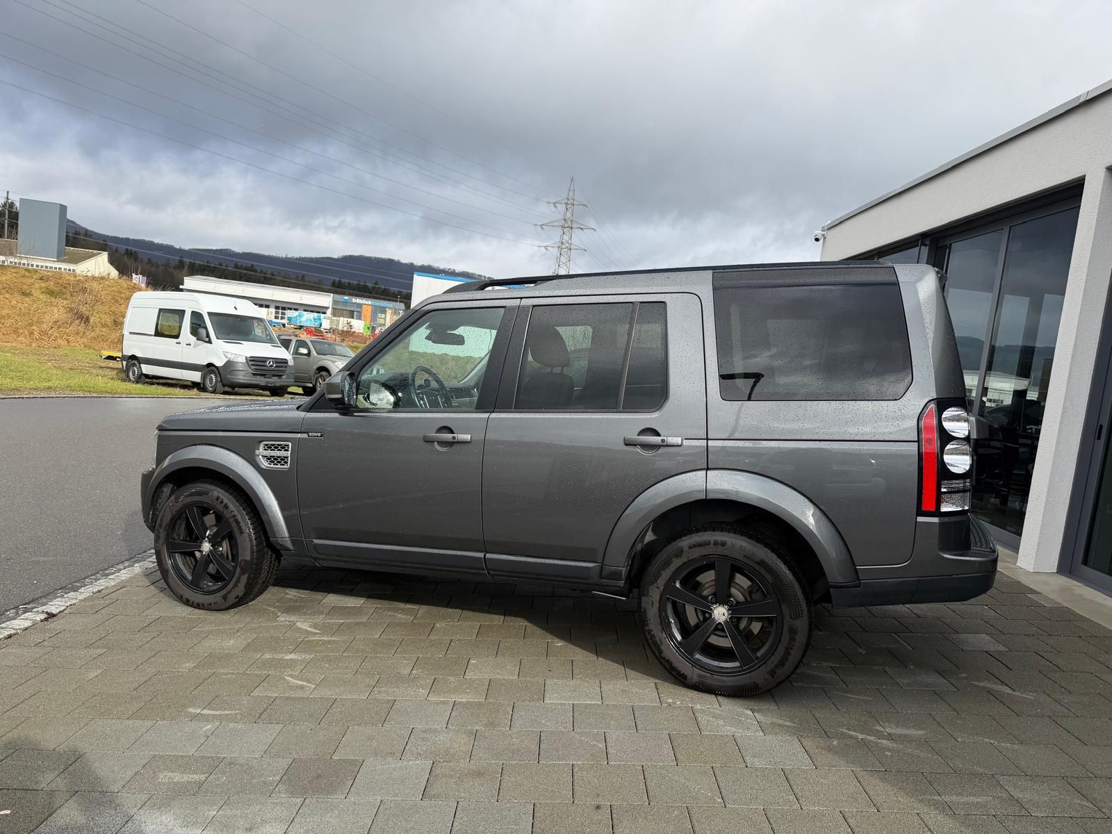 LAND ROVER Discovery 3.0 SDV6 256 HSE-image-31