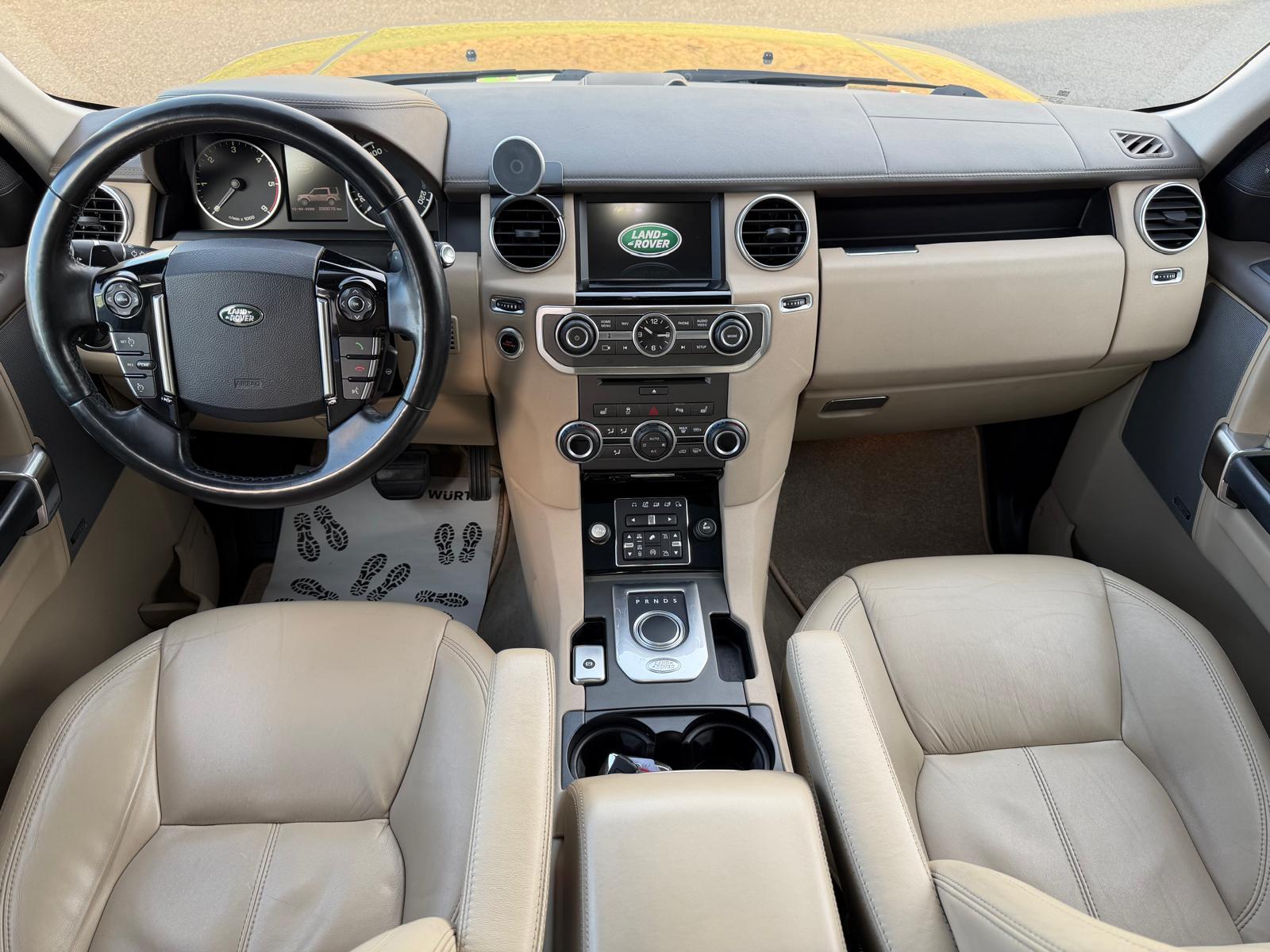 LAND ROVER Discovery 3.0 SDV6 256 HSE-image-8
