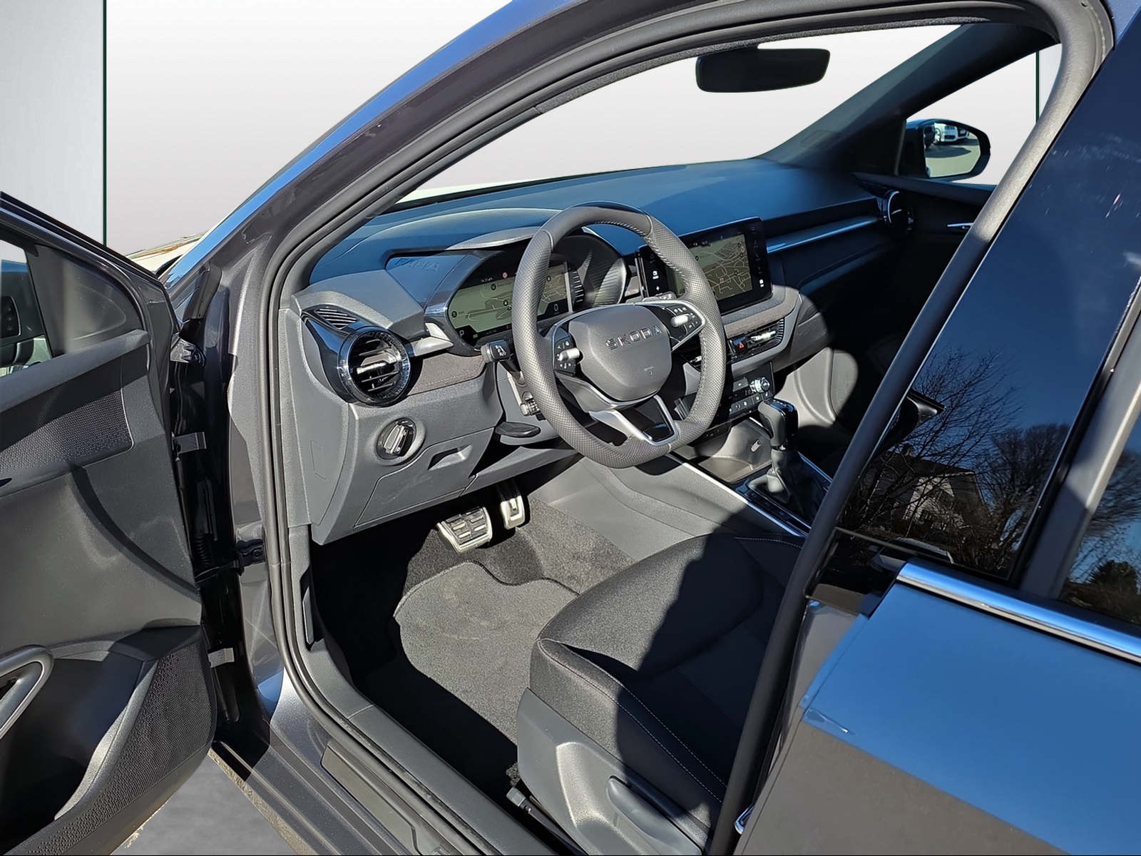 SKODA Fabia 1.0 TSI Dynamic DSG-image-5