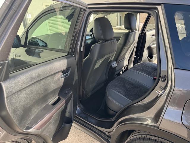 SUZUKI Vitara 1.4 T Sakura Hybrid 4x4-image-8