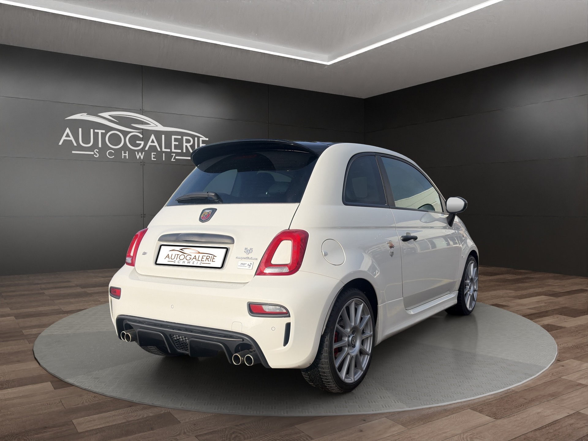FIAT 595 1.4 16V Turbo Abarth Competizione | CH | Carbon | Bi-Xenon | Navigation Touch |-showroom-element-3