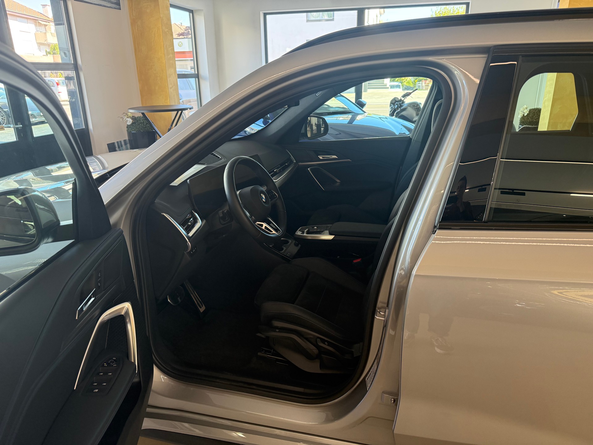 BMW X1 sDrive 18i M Sport-image-9