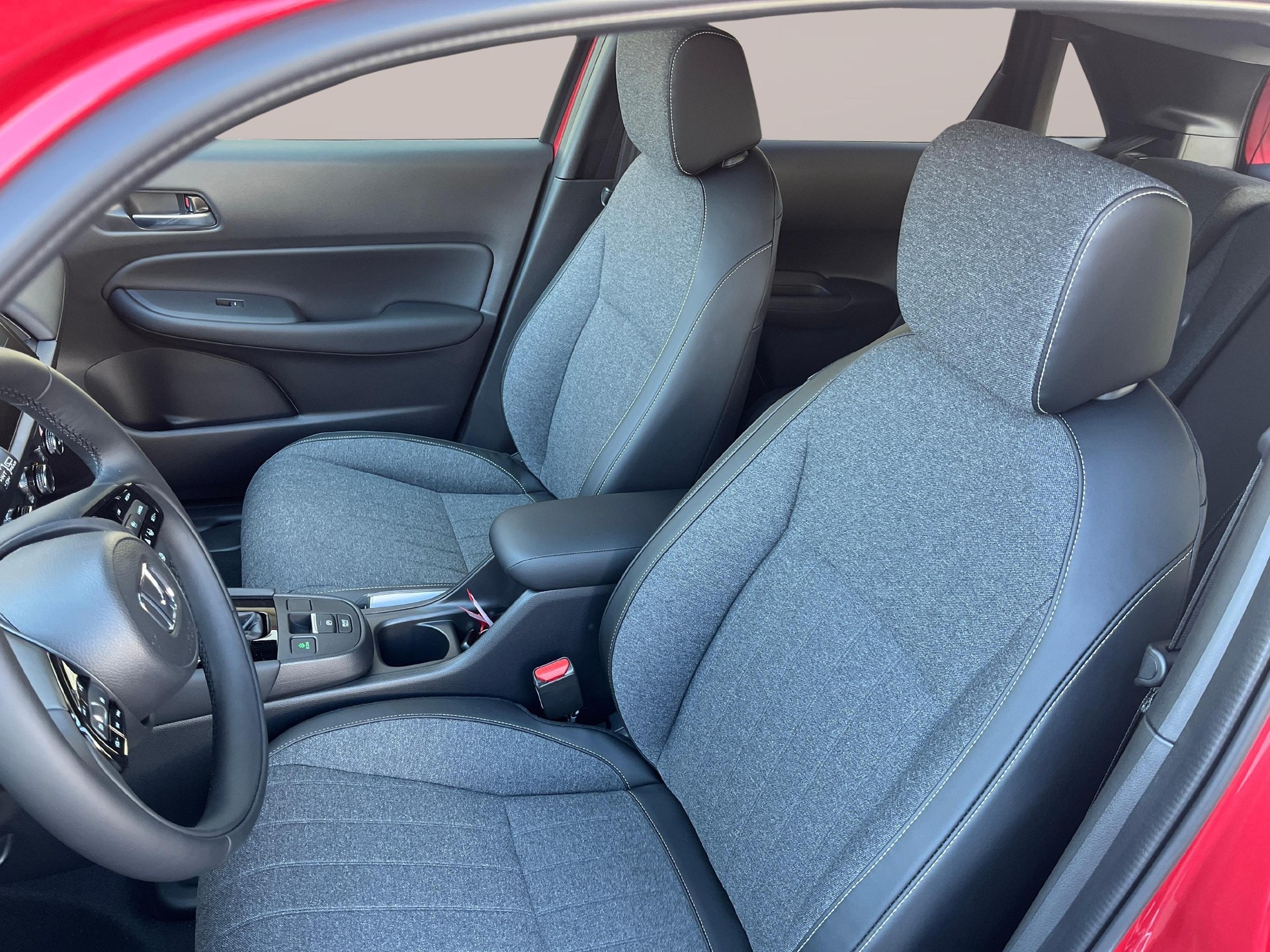 HONDA Jazz 1.5 i-MMD Advance - mit Aktionsleasing 1.9% und 8 Jahren Garantie!-image-8