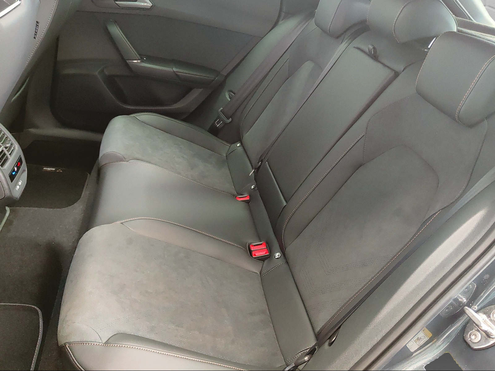 CUPRA Formentor 2.0TSI VZ 4Drive DSG-image-12