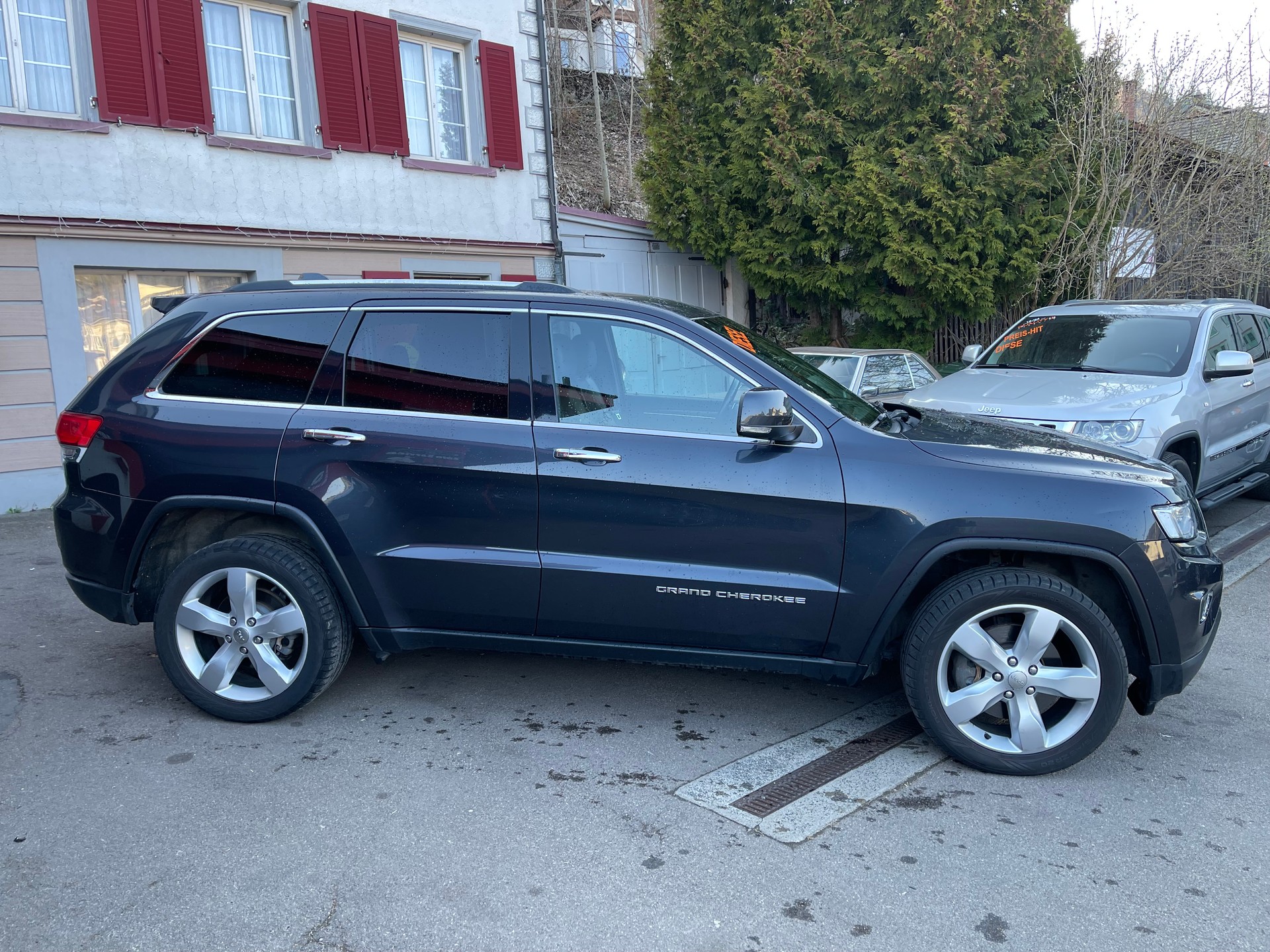 JEEP Grand Cherokee 3.0 CRD Limited Automatic-image-8