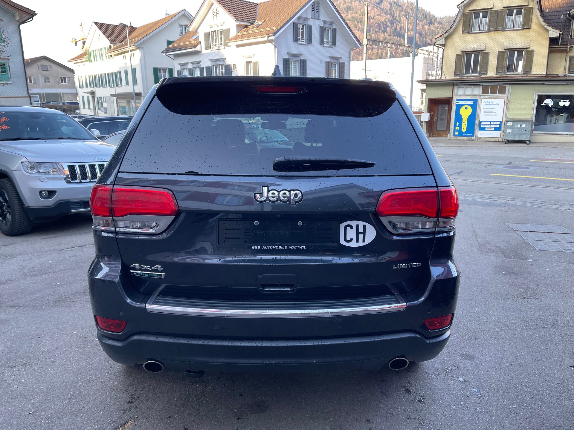 JEEP Grand Cherokee 3.0 CRD Limited Automatic-image-6