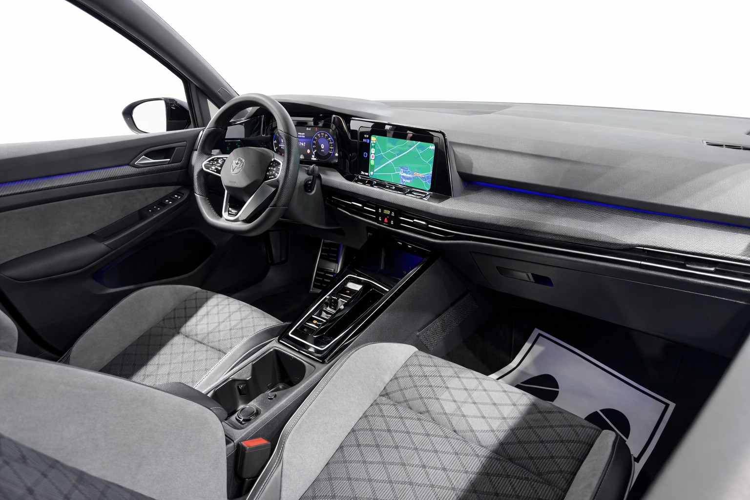 VW Golf 2.0 TDI R-Line DSG * Panorama-Glasdach * Head-Up Display * IQ-Light *-image-9
