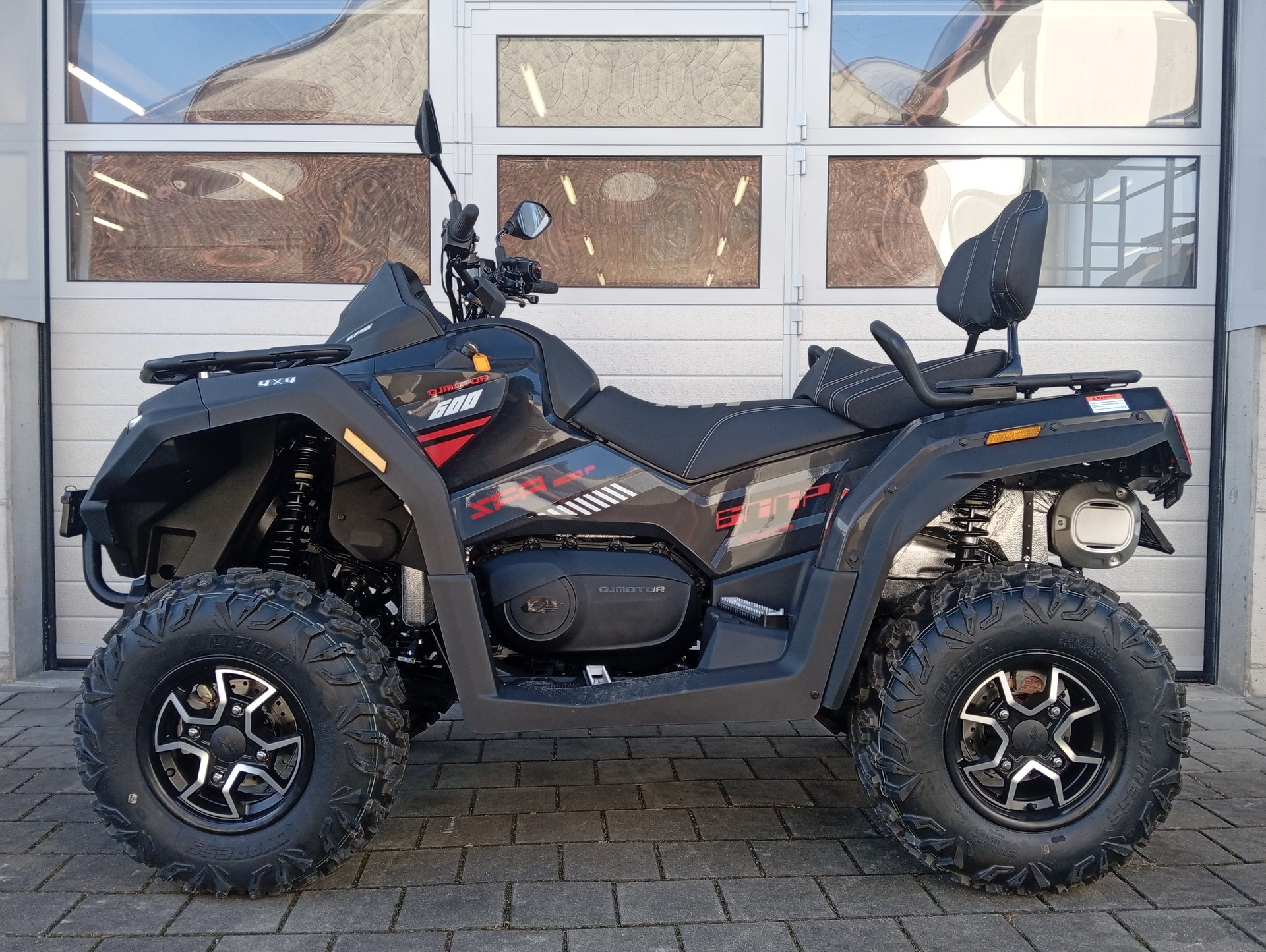 QJ SFA 600P ABS-showroom-element-1