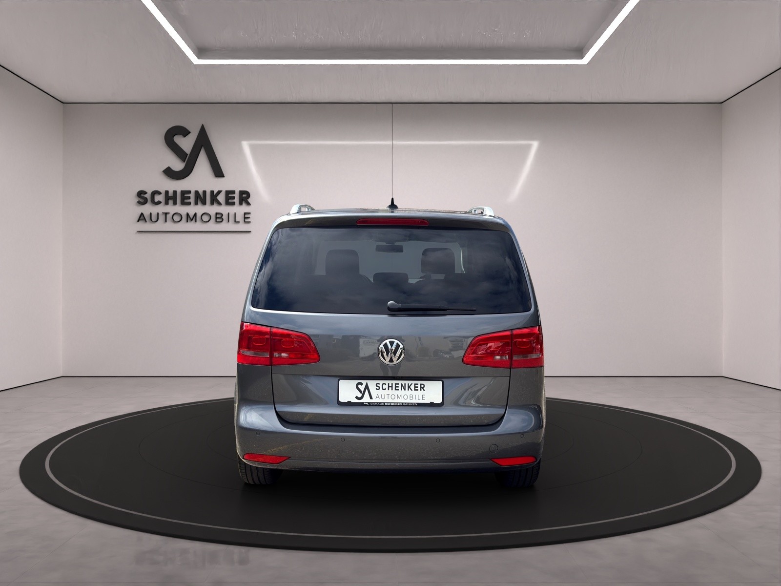 VW Touran 1.4 TSI Comfortline DSG 7 Plätzer-image-3