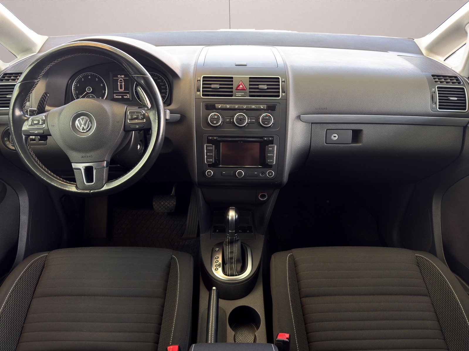 VW Touran 1.4 TSI Comfortline DSG 7 Plätzer-image-15