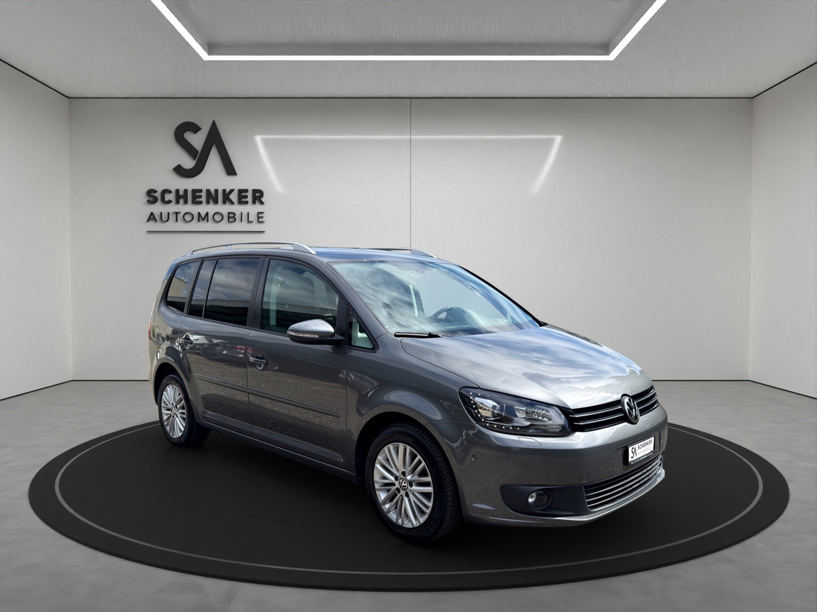 VW Touran 1.4 TSI Comfortline DSG 7 Plätzer-image-6