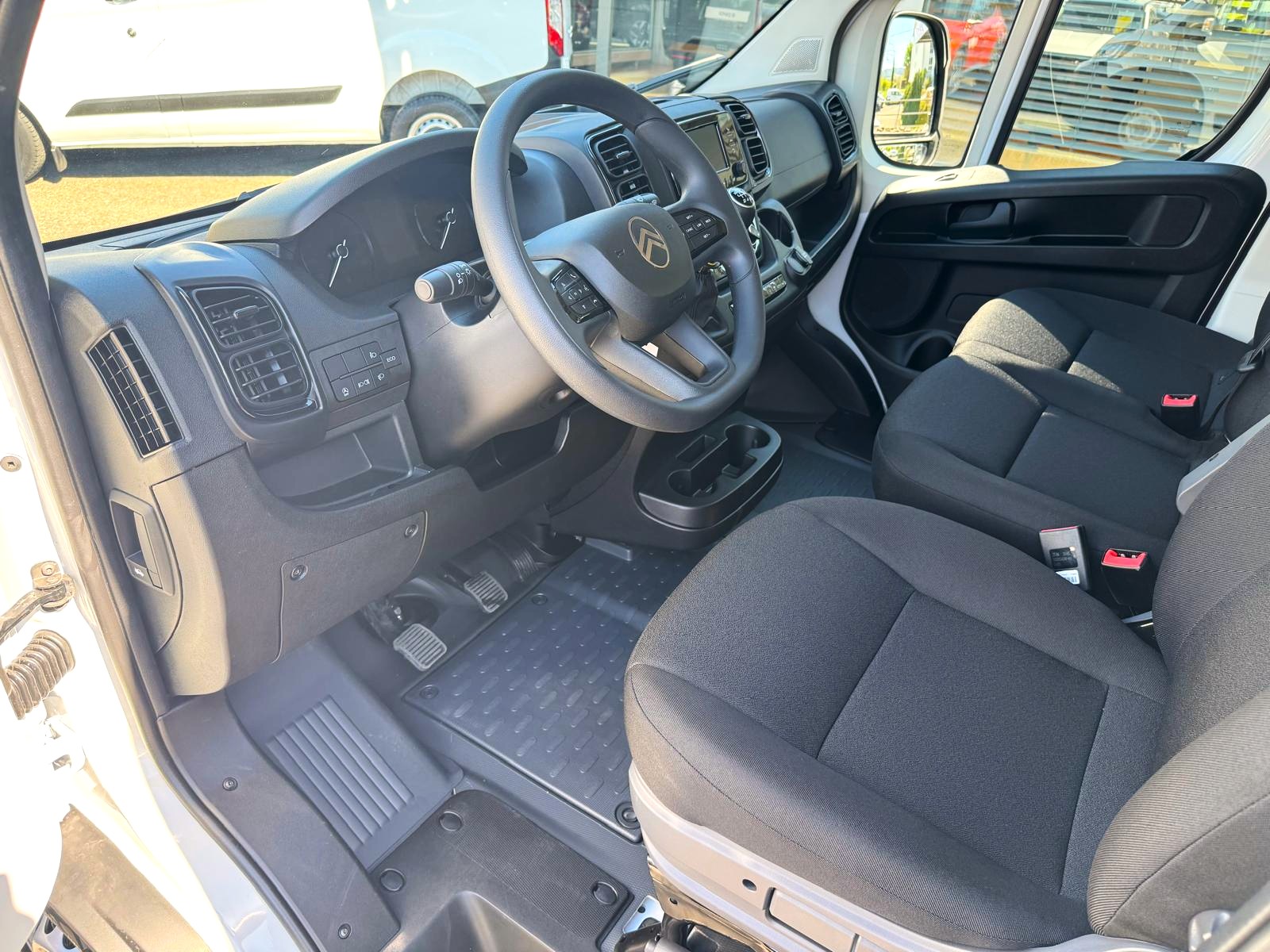 CITROEN Jumper 35+ 2.2 140 L4 DK-showroom-element-1