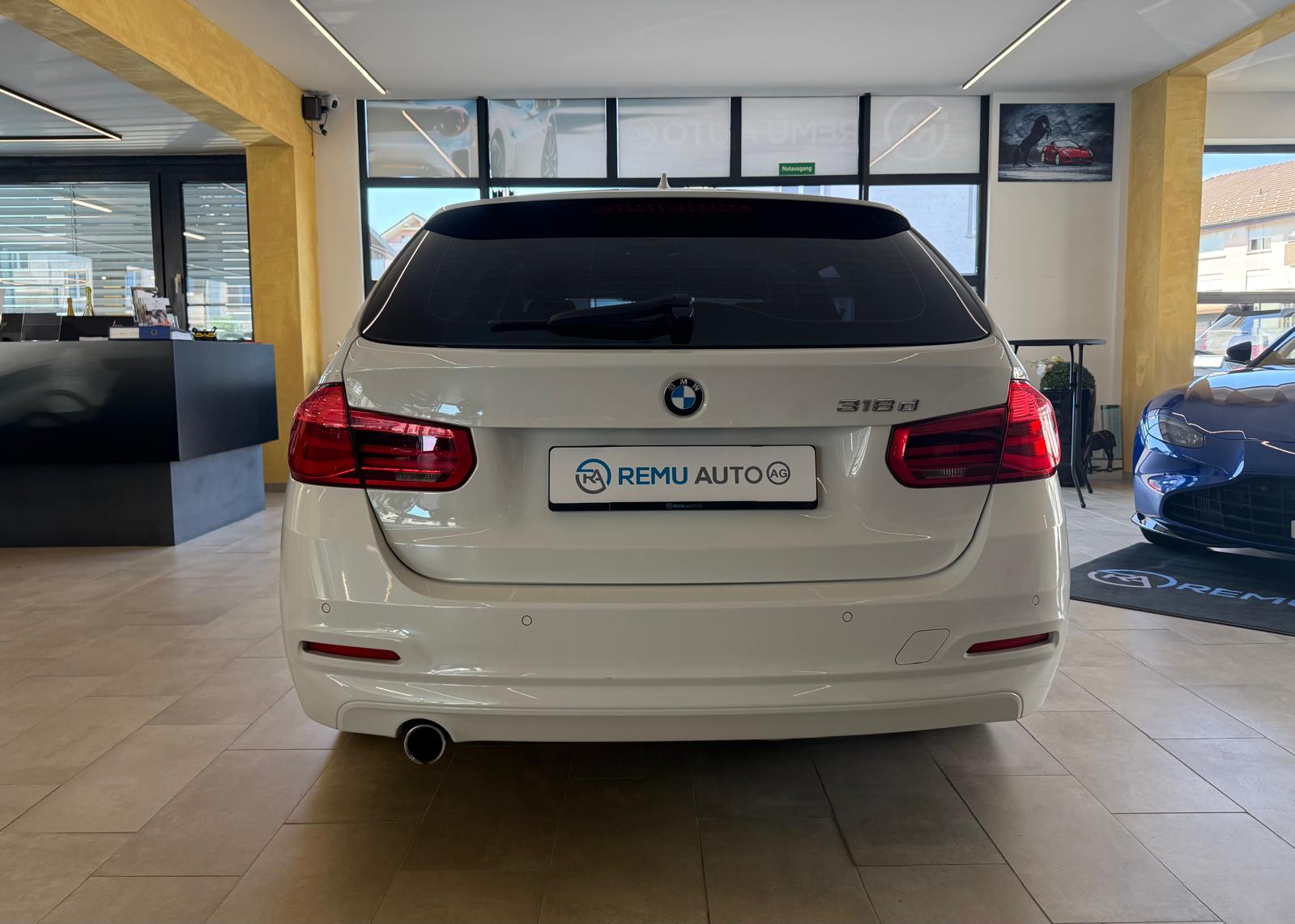 BMW 318d Touring Swiss Advantage Sport Steptronic-image-3