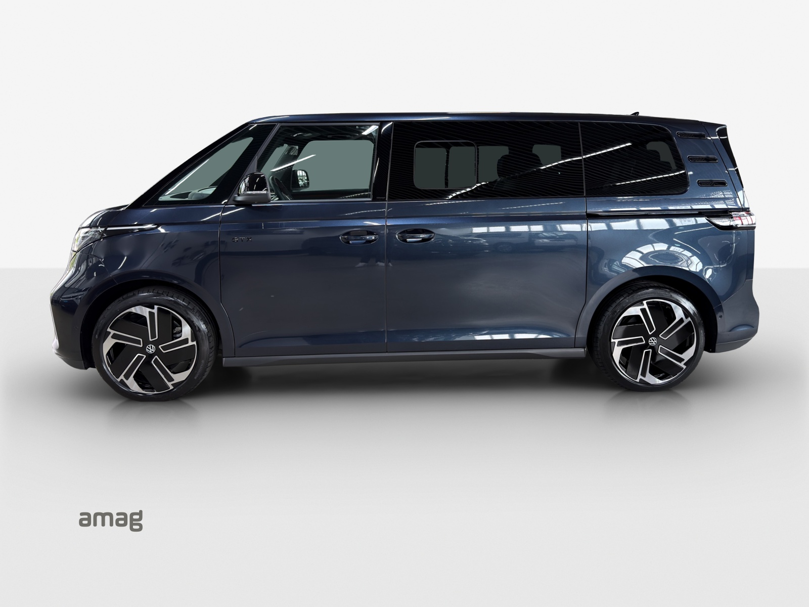 VW ID.Buzz NWB GTX 4 Motion-image-1