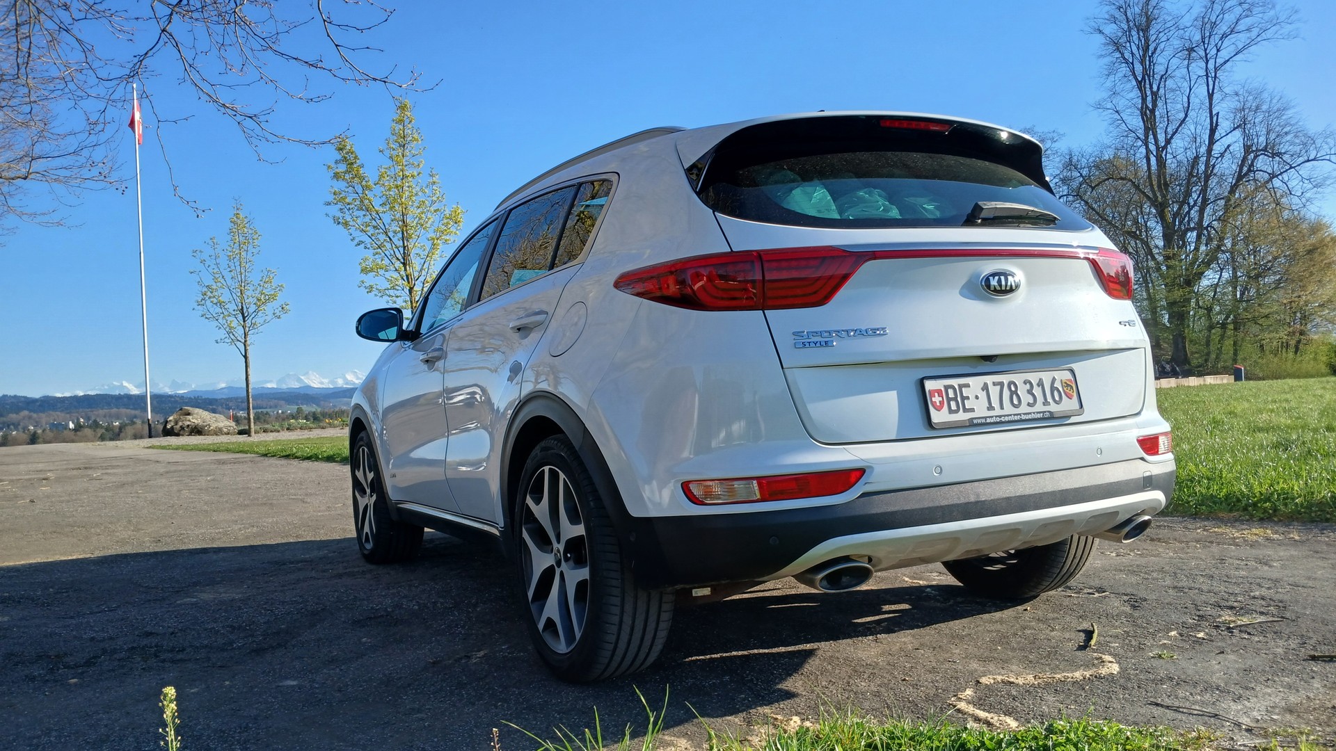 KIA Sportage 2.0CRDi Style GT Line 4WD Automat-image-5