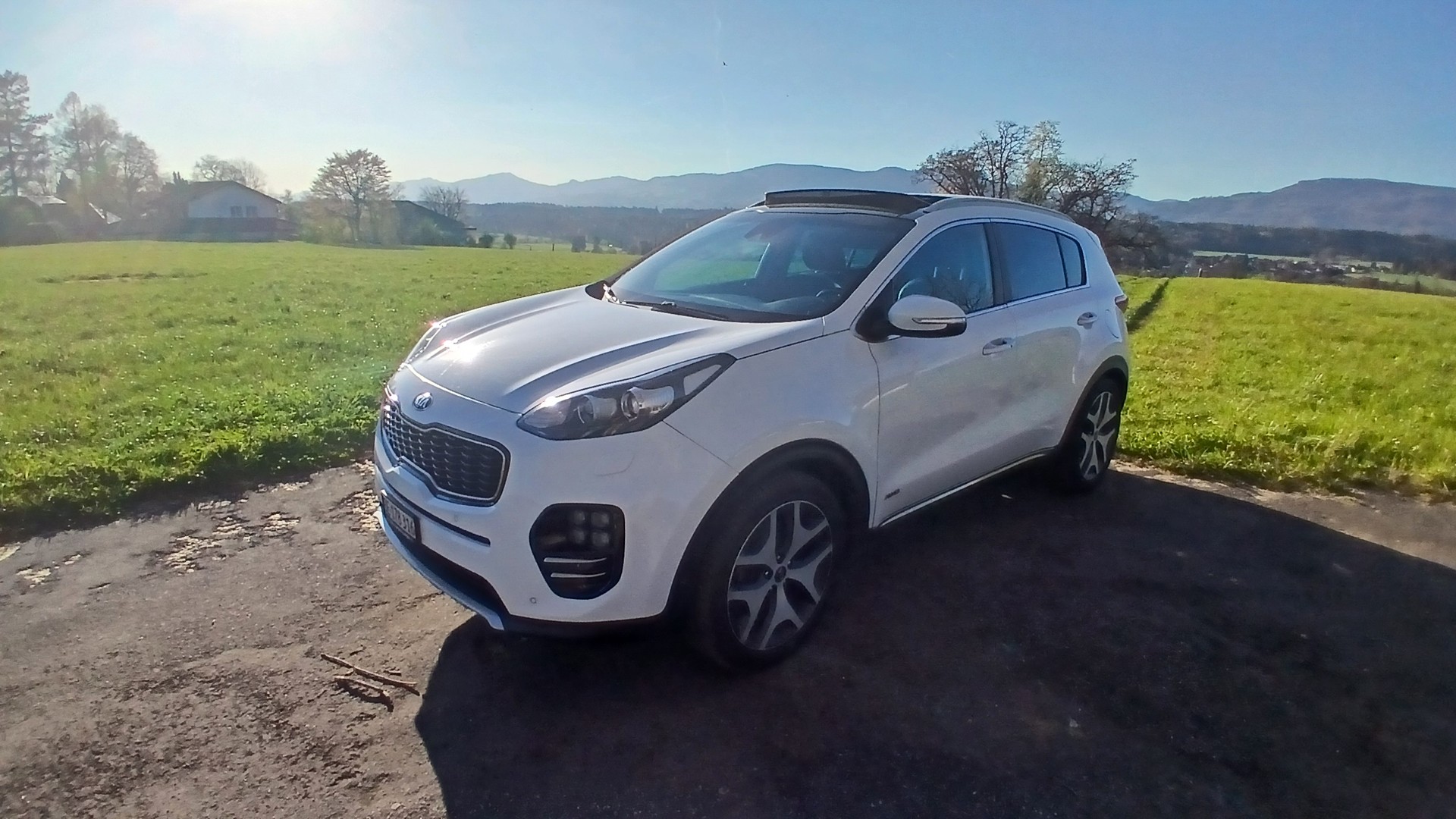 KIA Sportage 2.0CRDi Style GT Line 4WD Automat-image-2