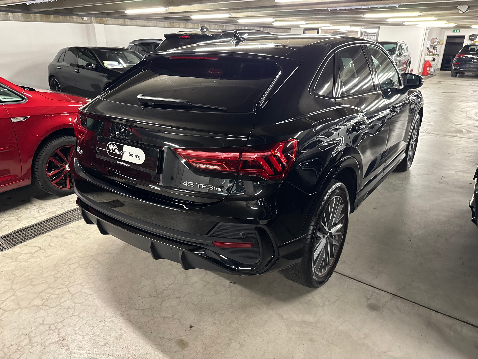 AUDI Q3 Sportback 45 TFSI e S line S-tronic-image-1
