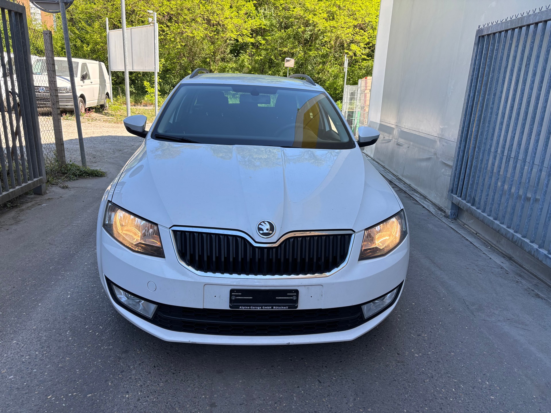 SKODA Octavia Combi 1.8 TSI Ambition 4x4 DSG-image-4
